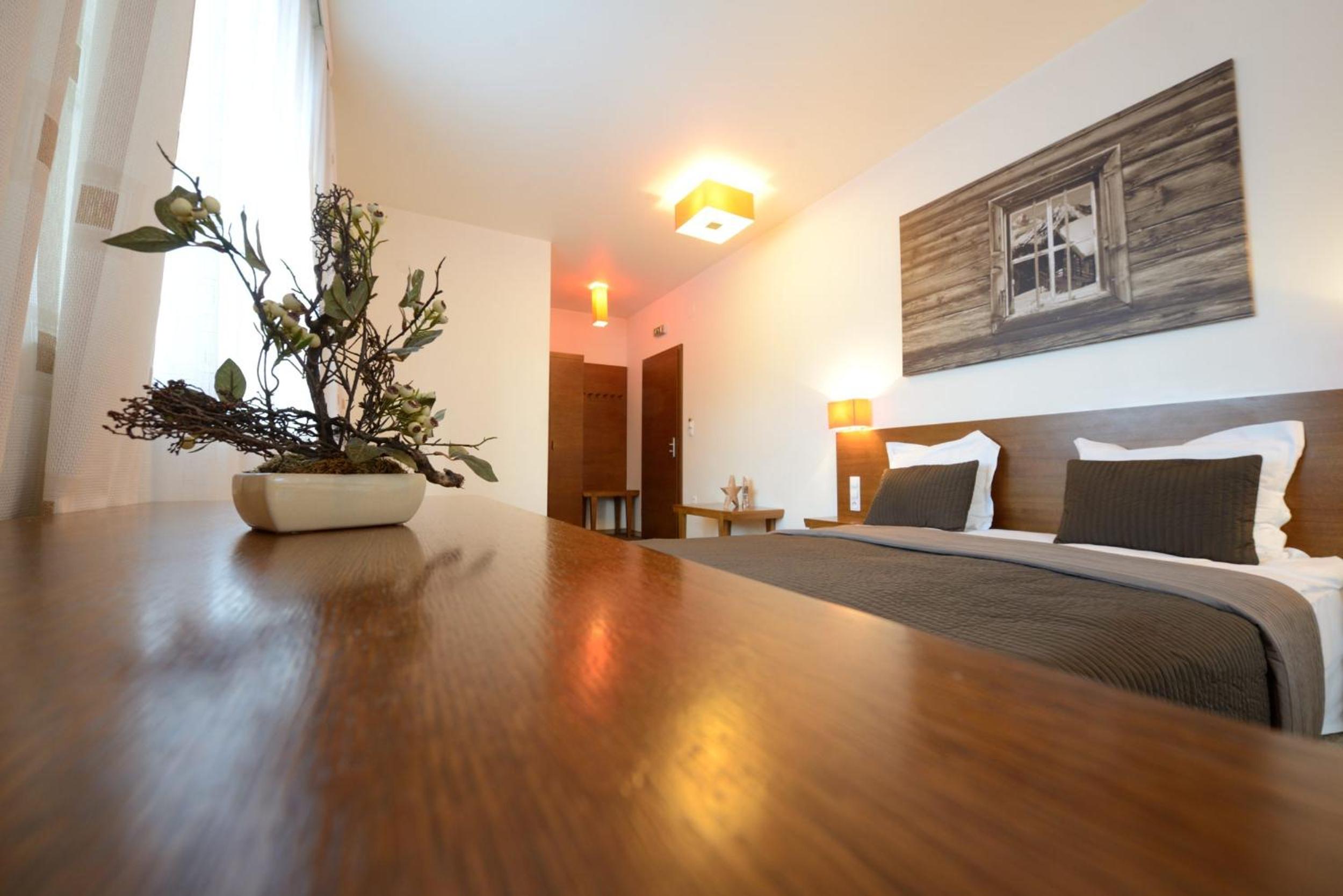 Triple Room - Photo 17