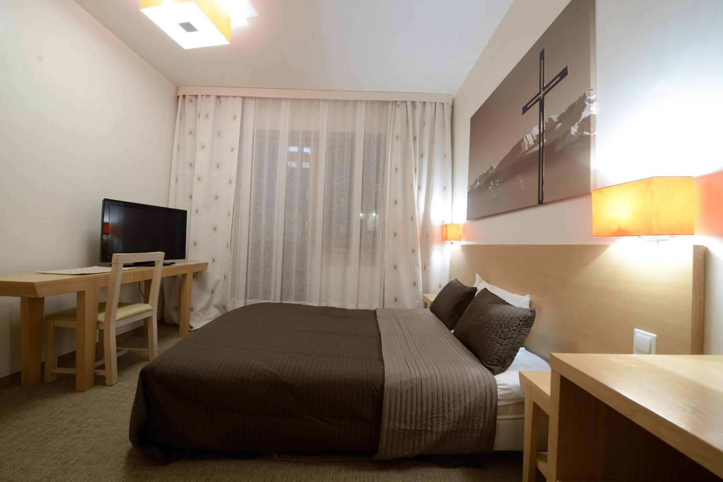 Double Room - Photo 20