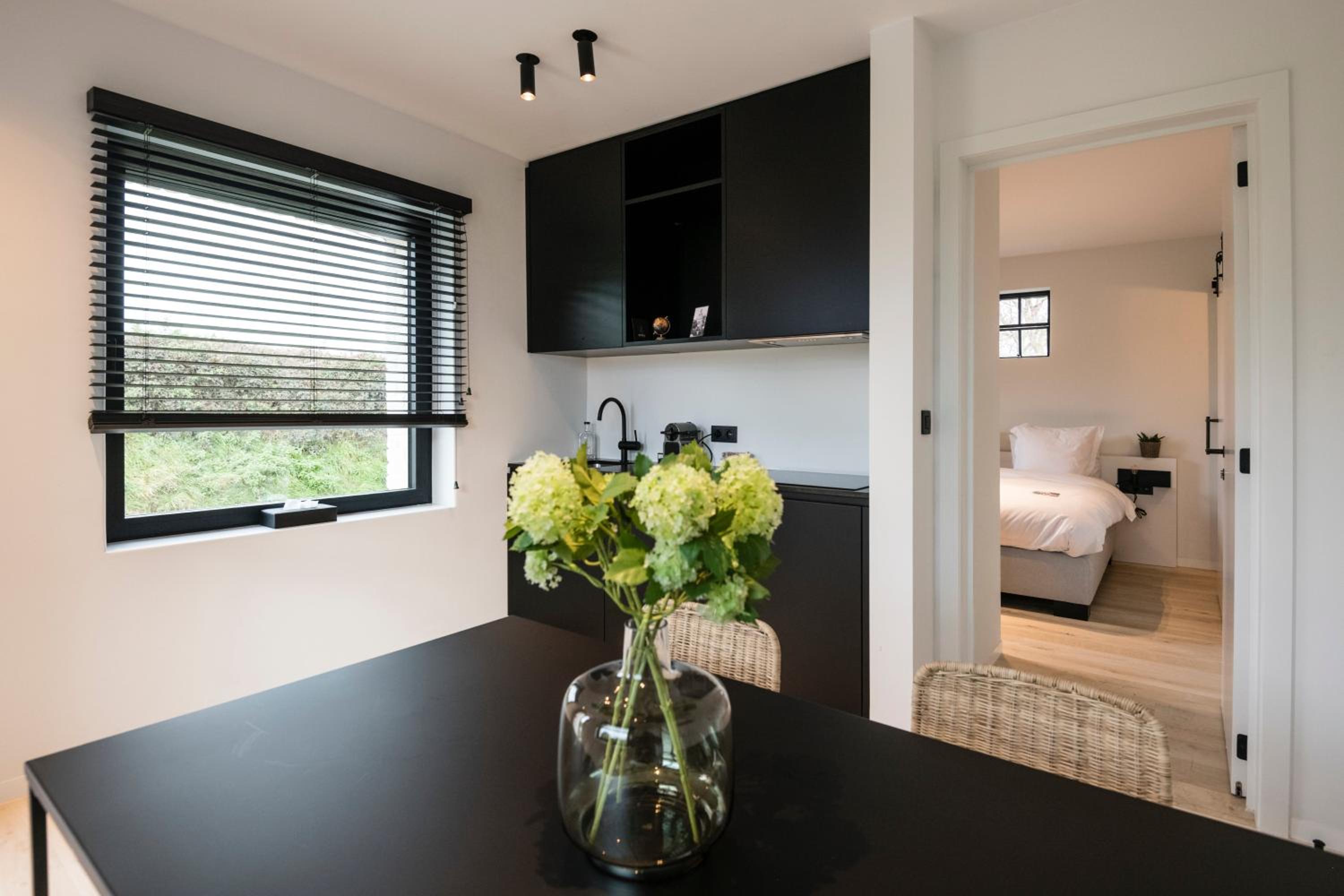 Superior King or Twin Room - Photo 5