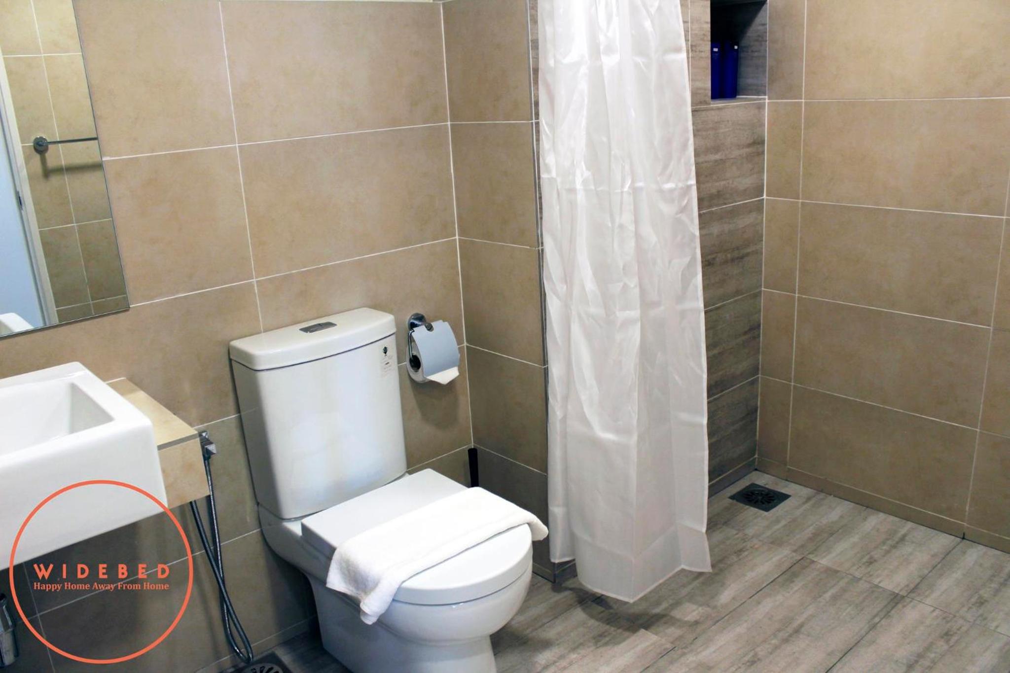 2 Bedroom Premier - Photo 13