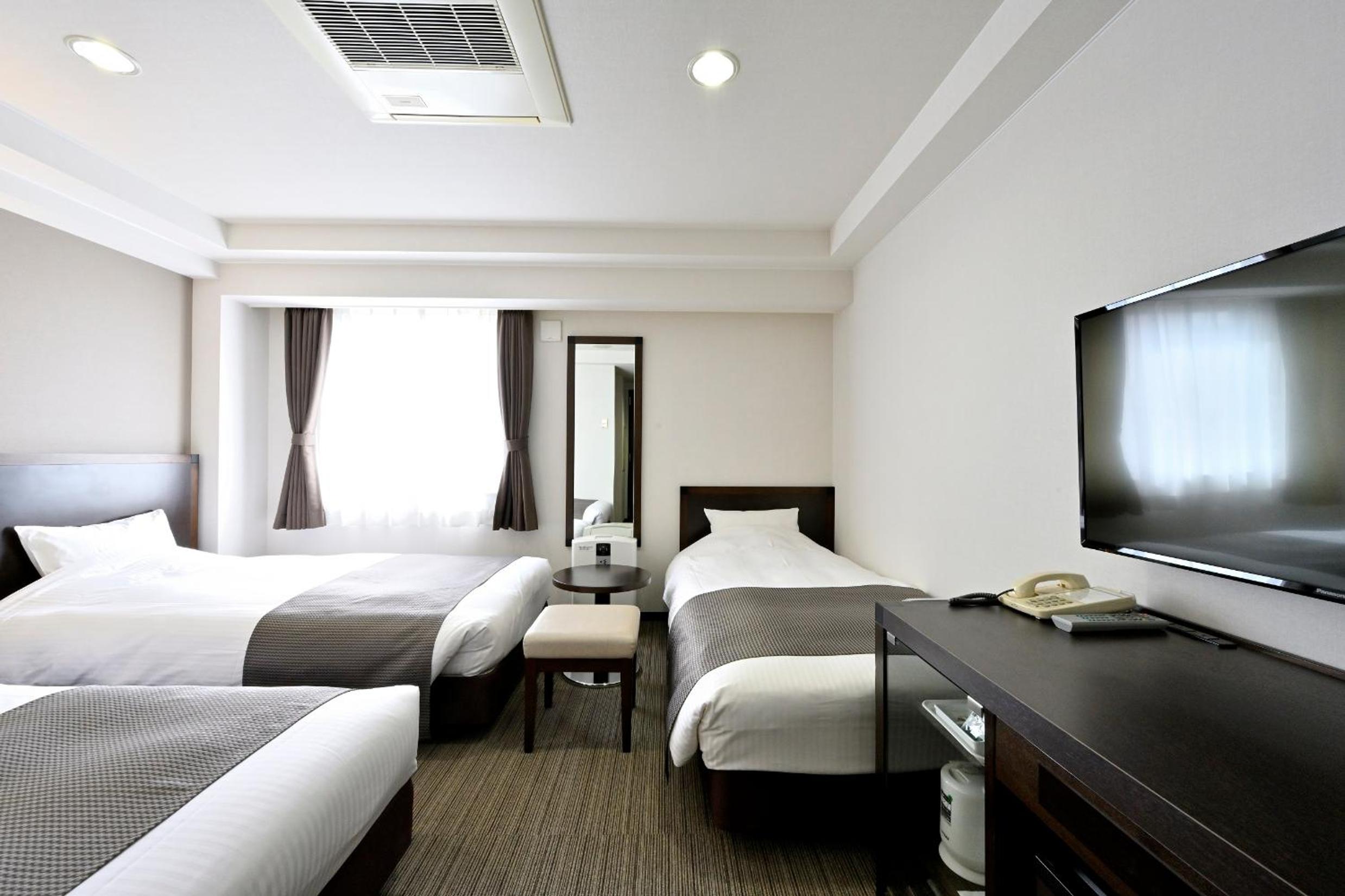 Triple Room - Photo 2