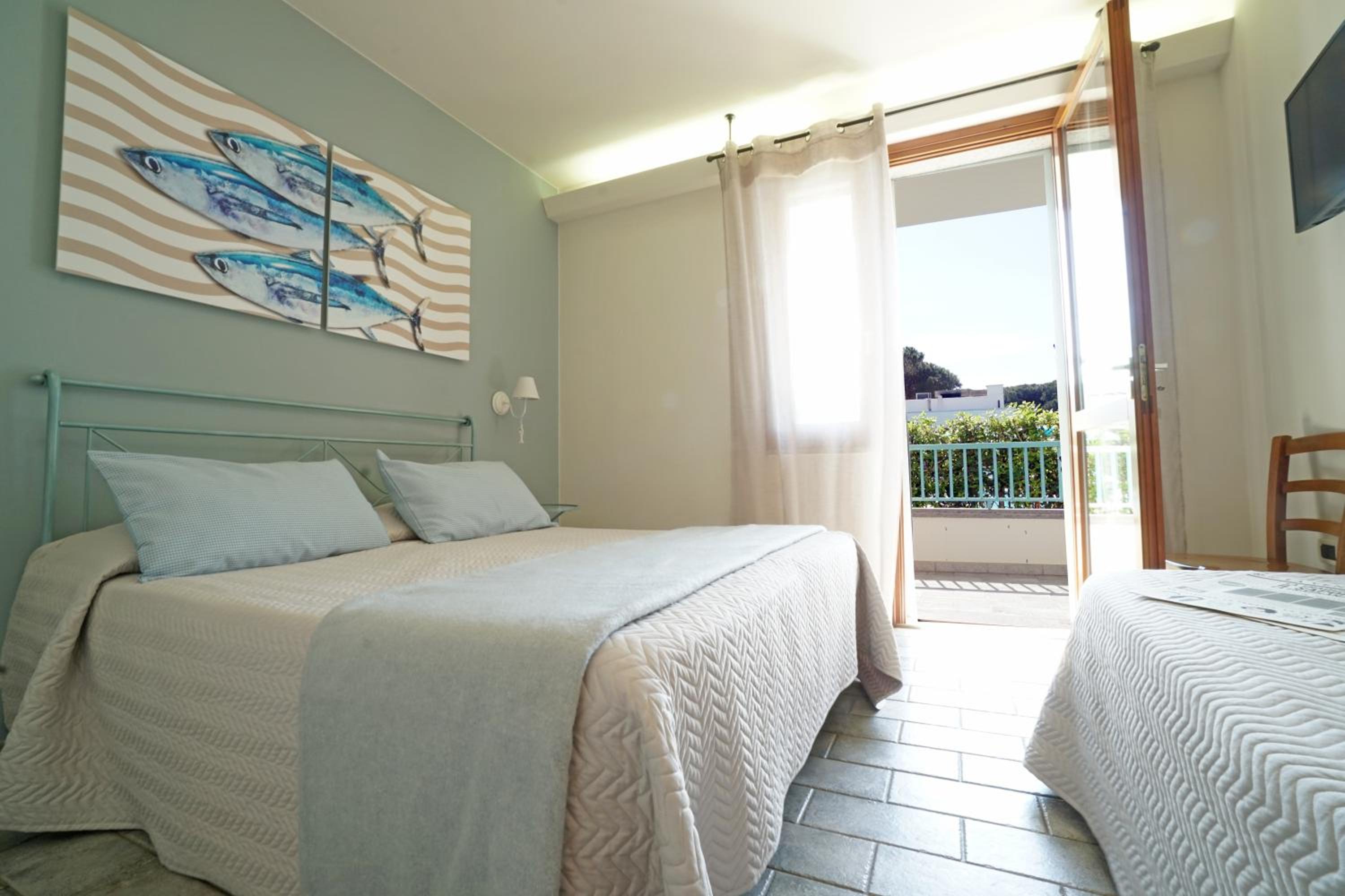 Quintuple Room