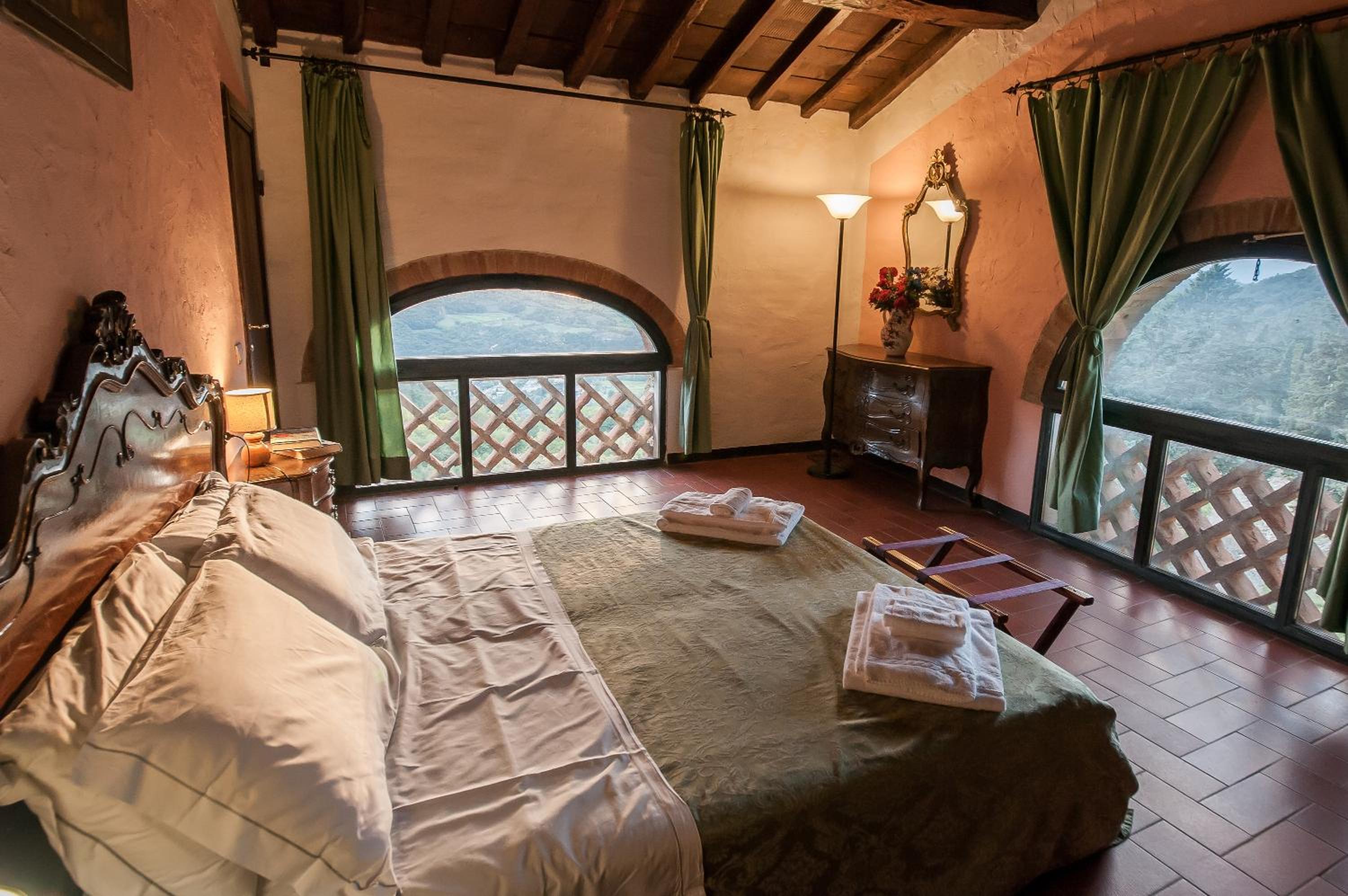 Three-Bedroom Apartment (6 Adults)