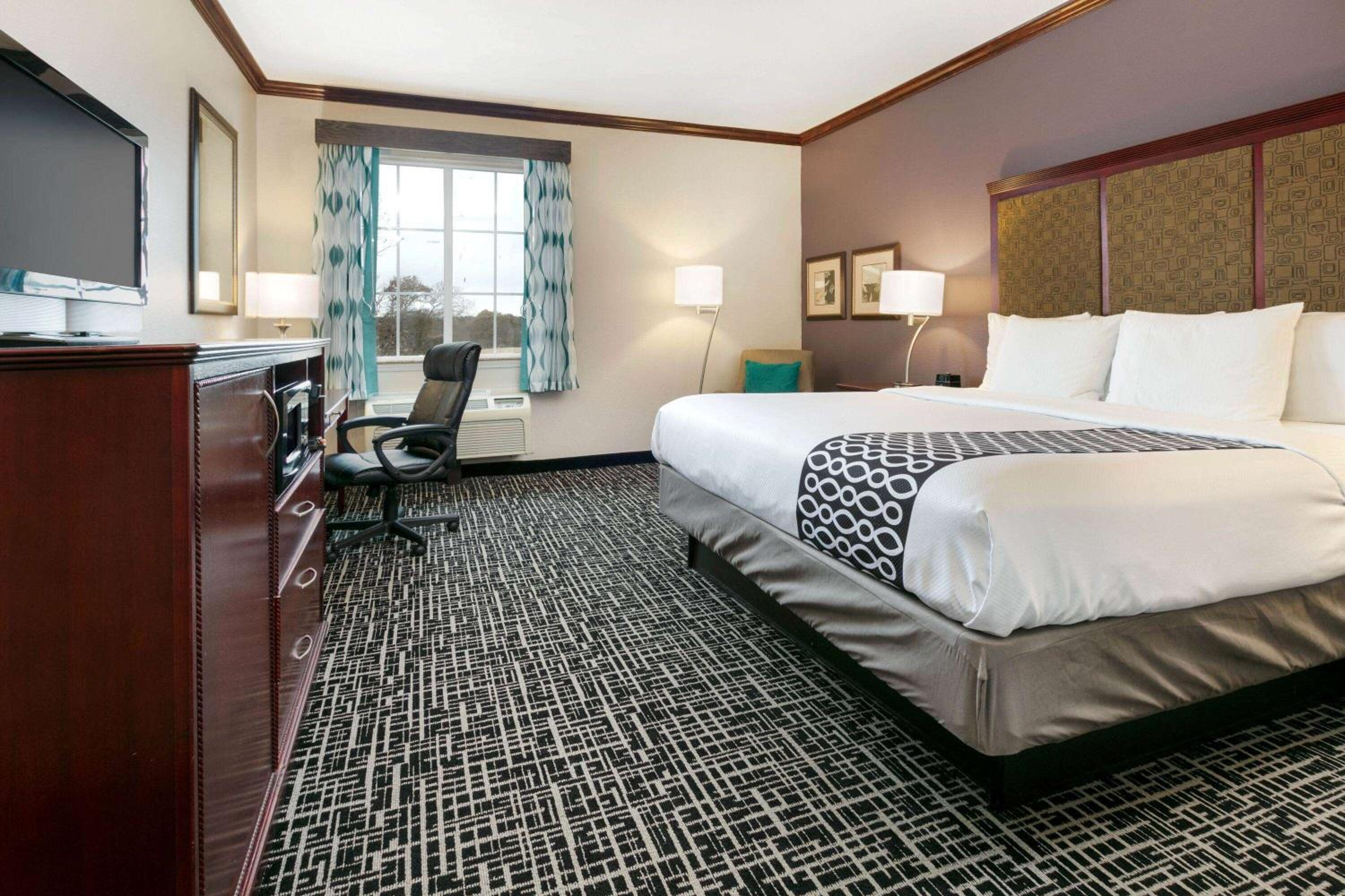 King Room - Mobility Access/Non-Smoking - Photo 3