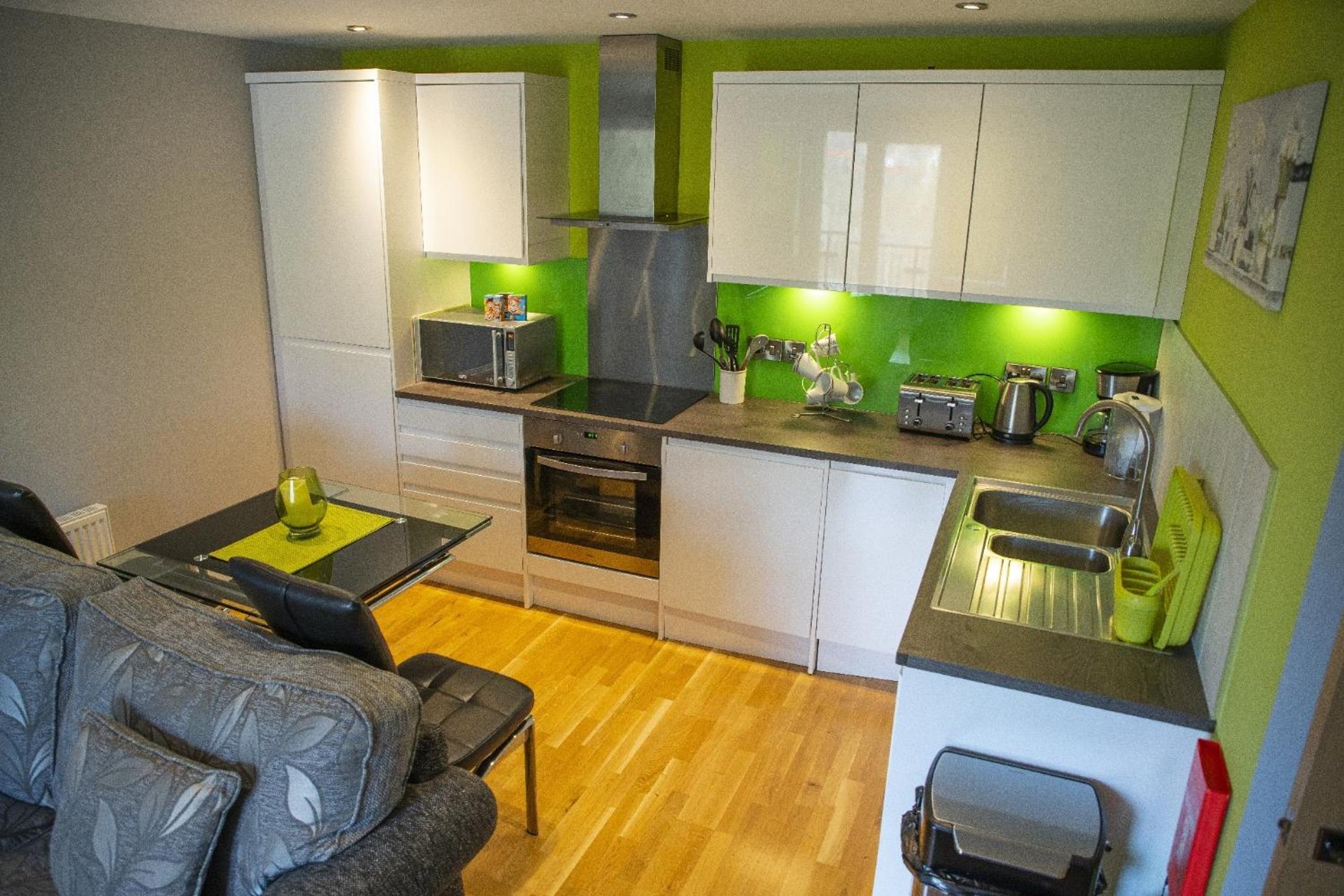 Deluxe Apartment photo 2