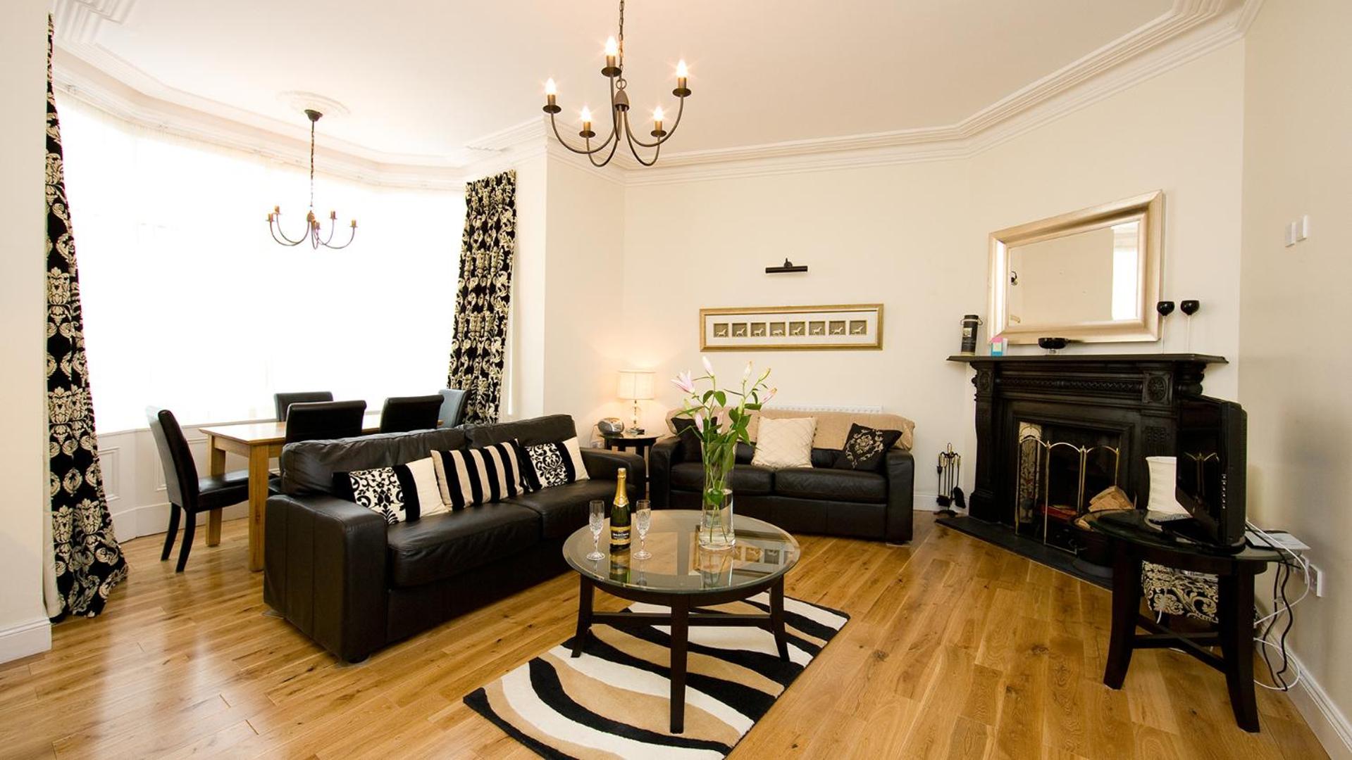 Apartment photo 1