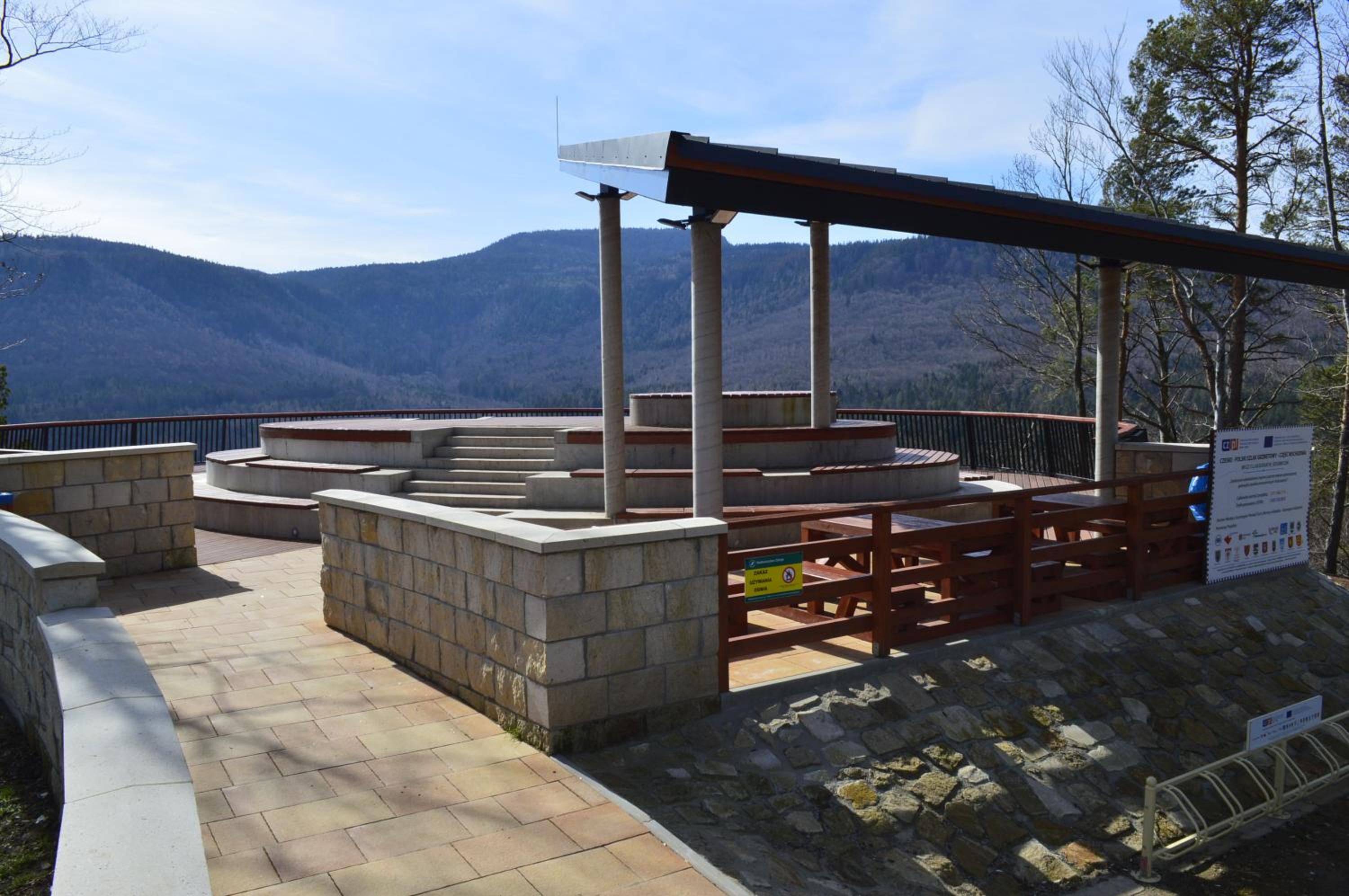 Family Room with Private Bathroom - Photo 10