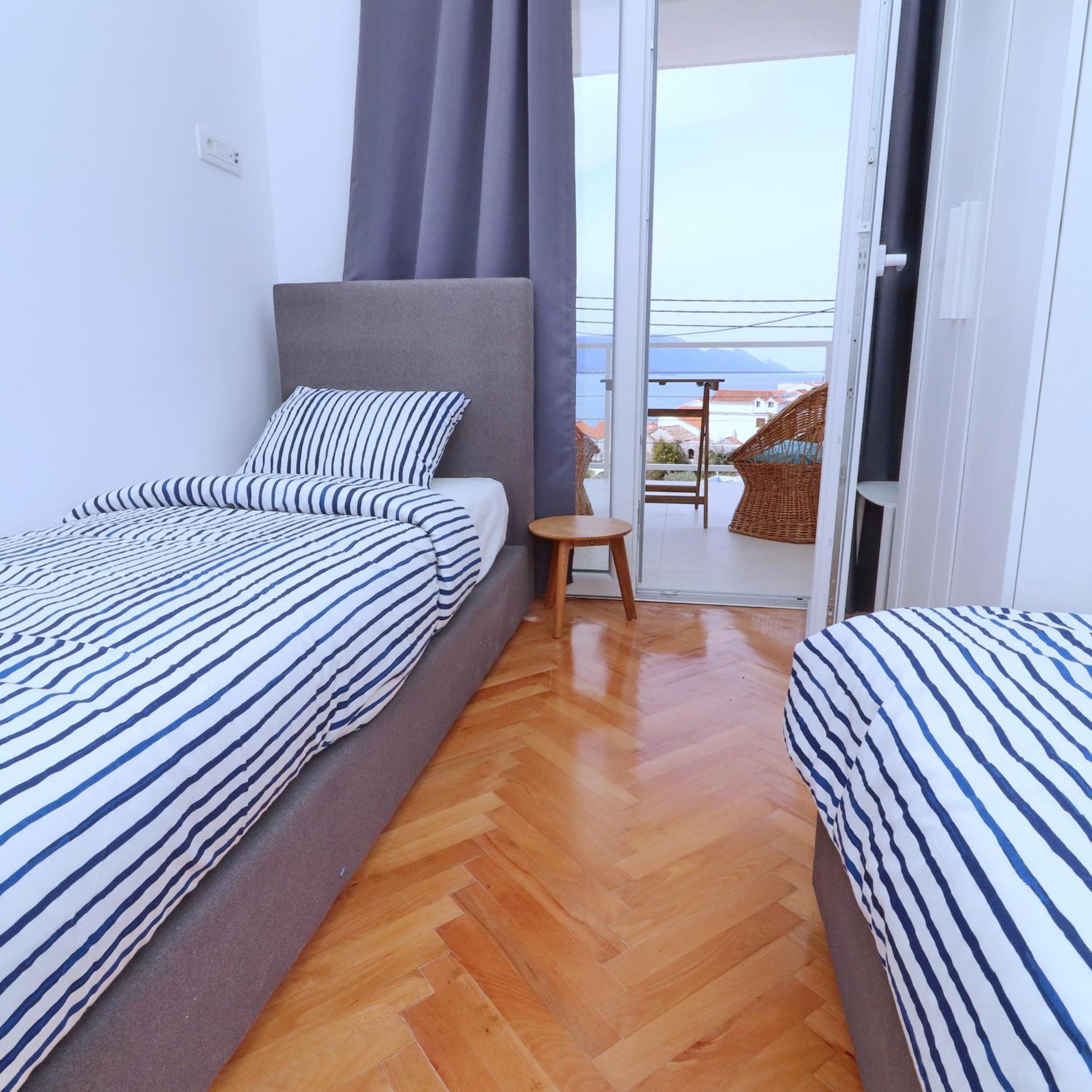 Three-Bedroom Vacation Home with Terrace