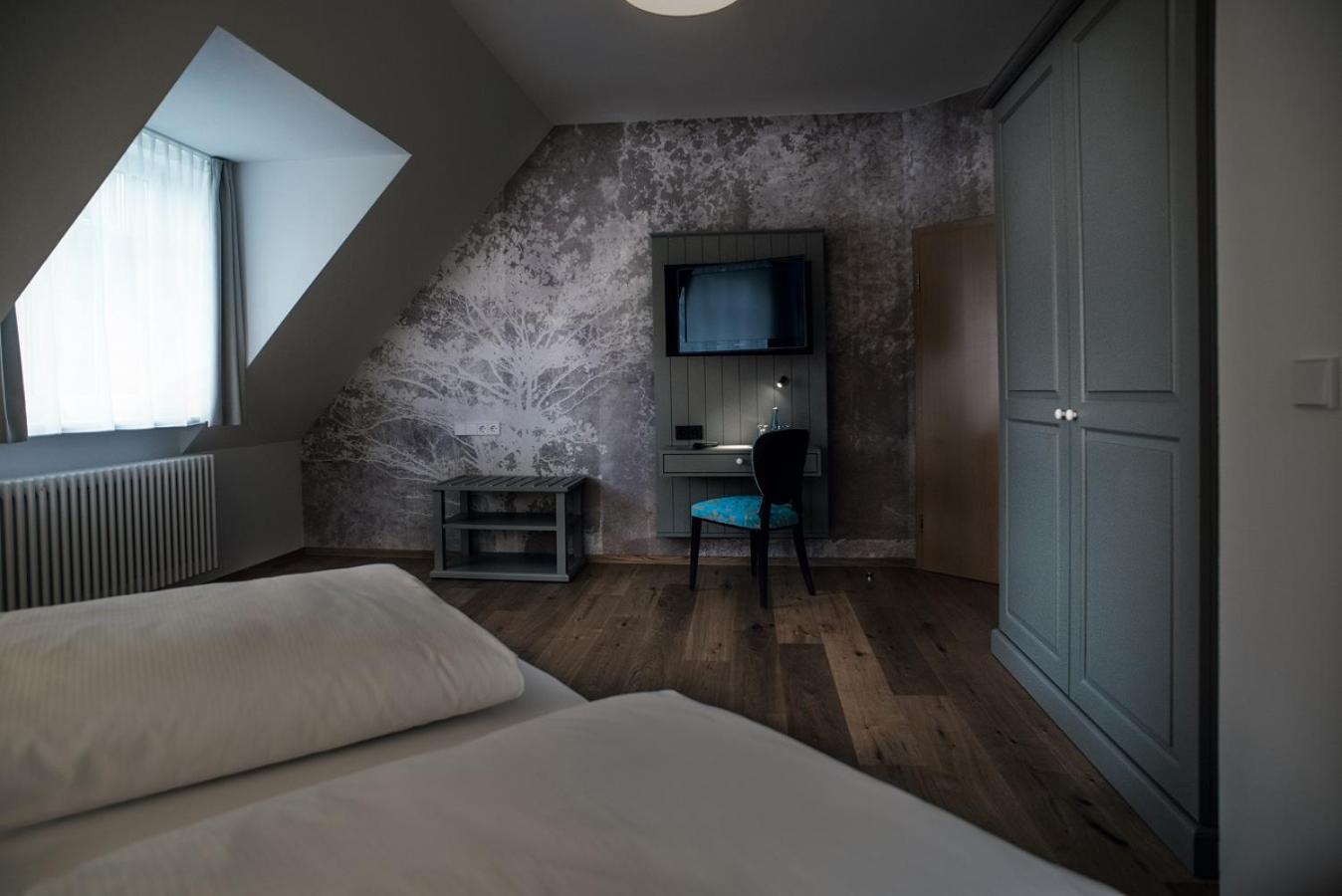 Double Room - Photo 9