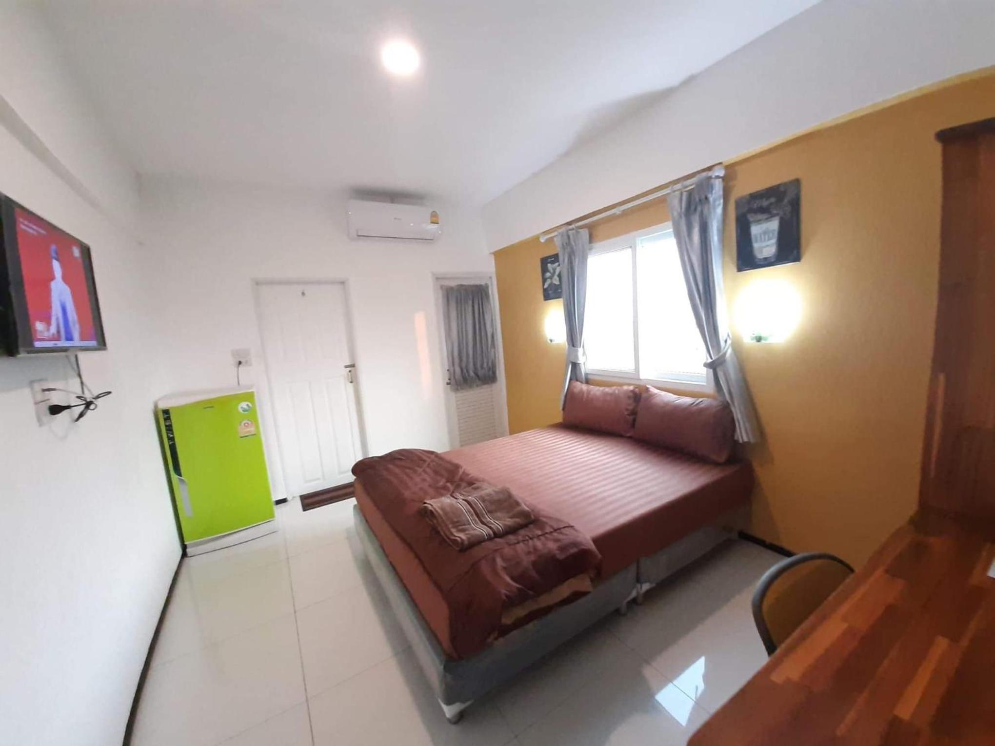 Apartment - Photo 27