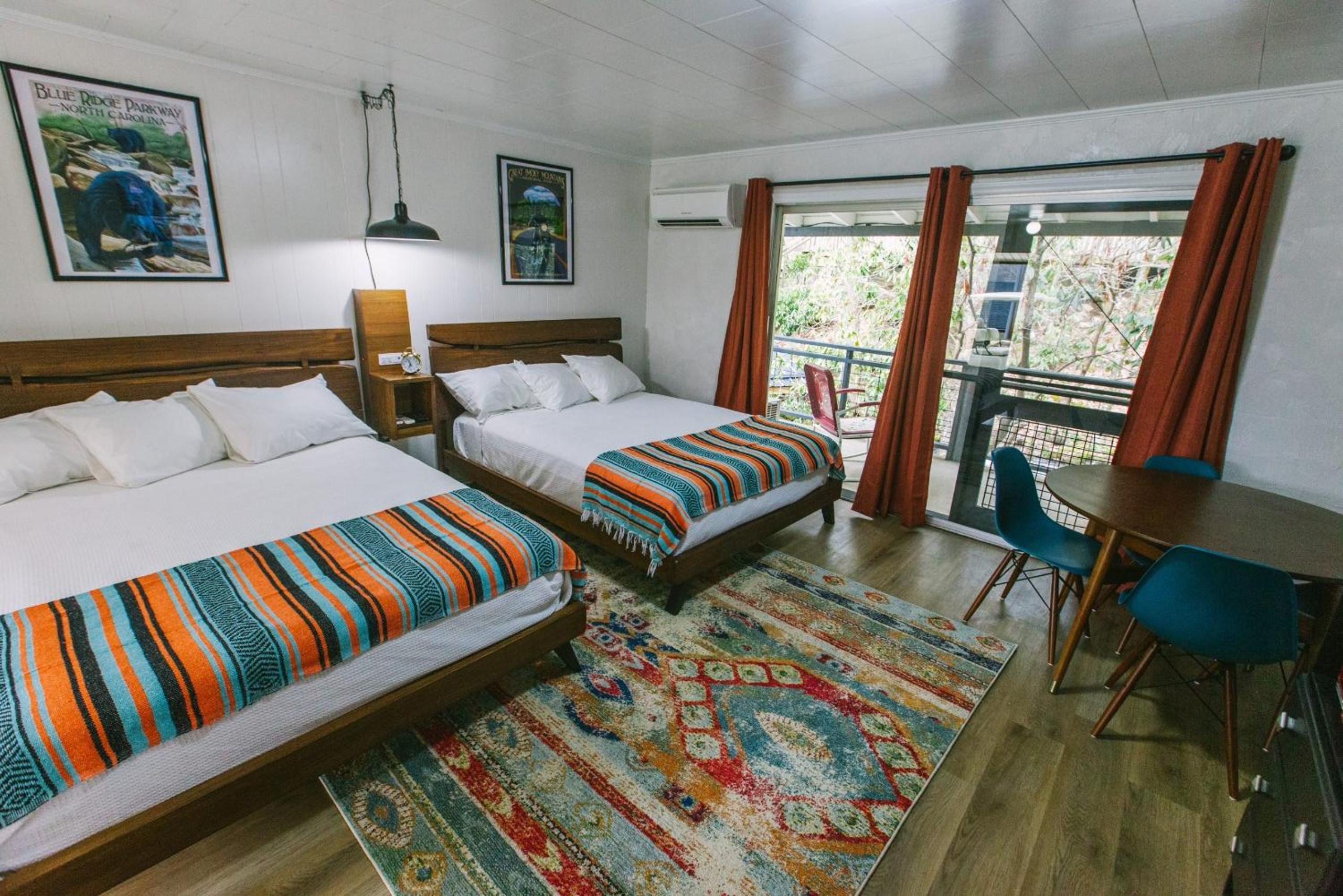 Superior Queen Room with Two Queen Beds