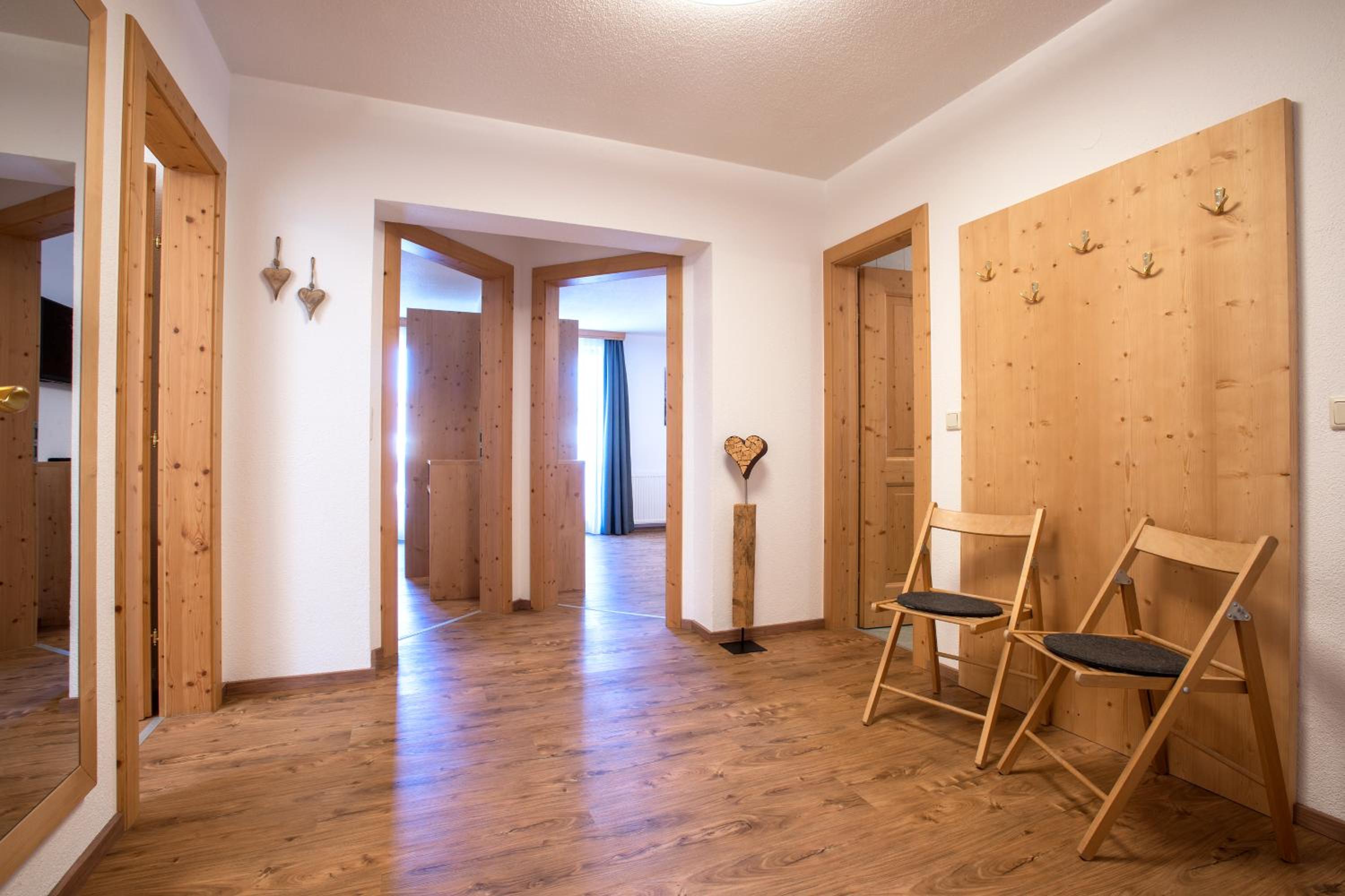Three-Bedroom Apartment photo 1
