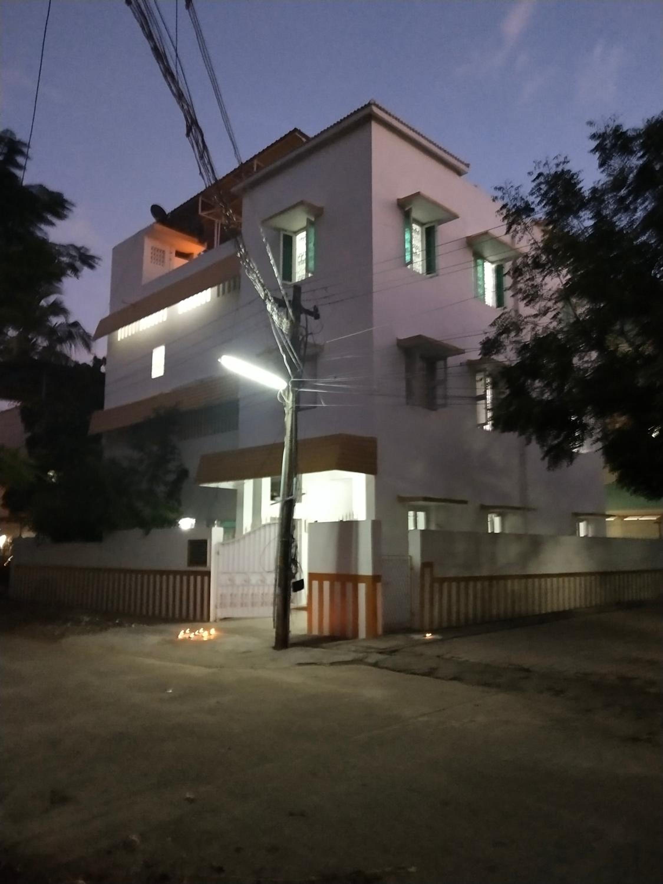 Single Room with Private External Bathroom