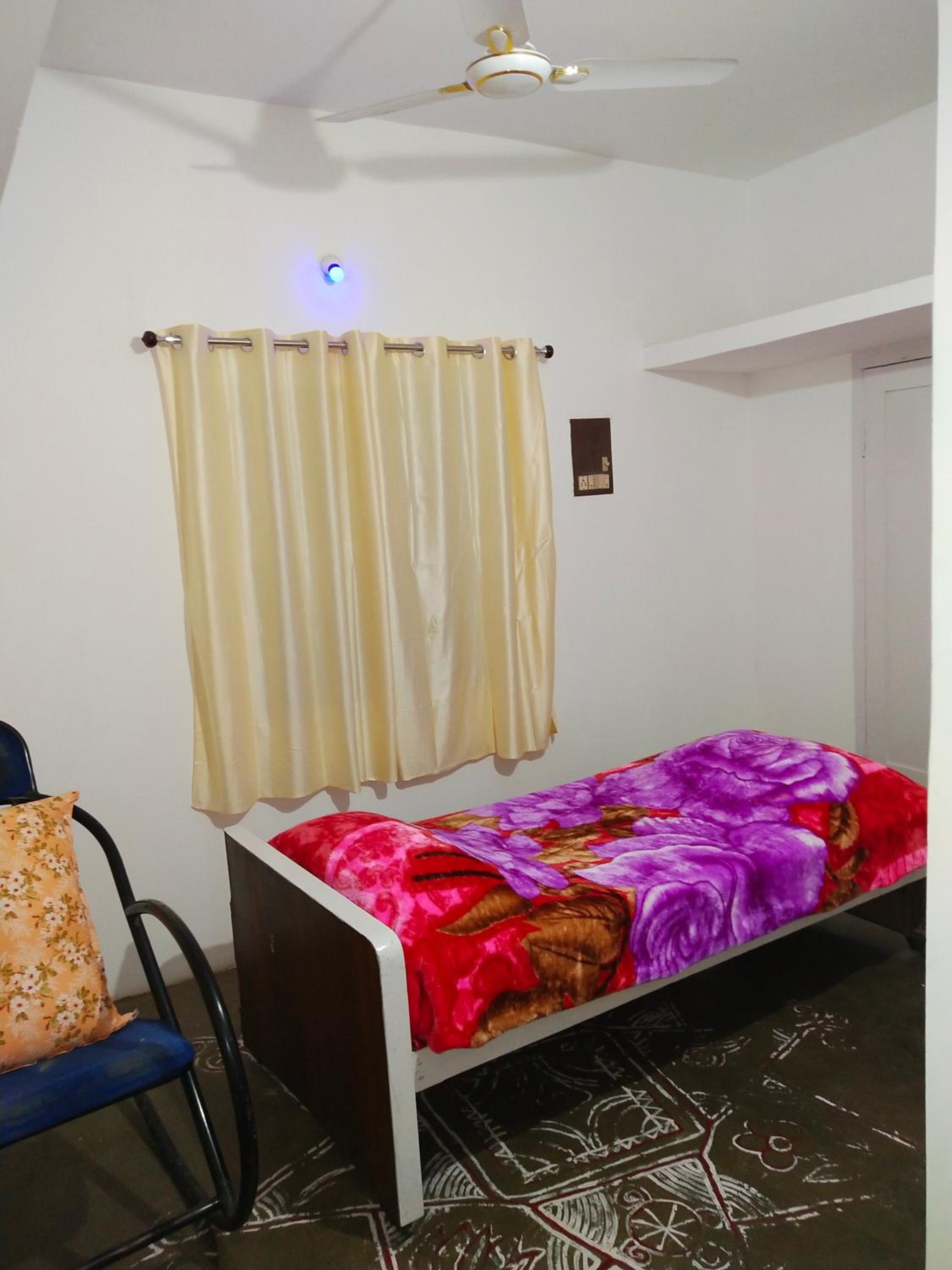 Single Room with Park View