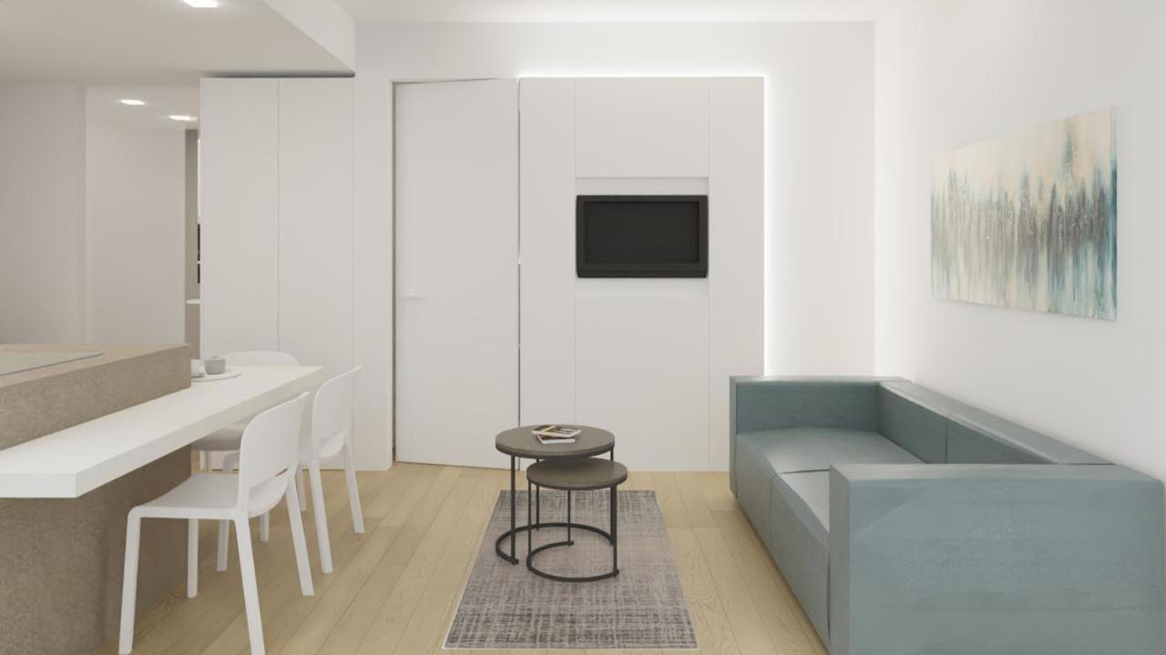 One-Bedroom Apartment - Photo 3