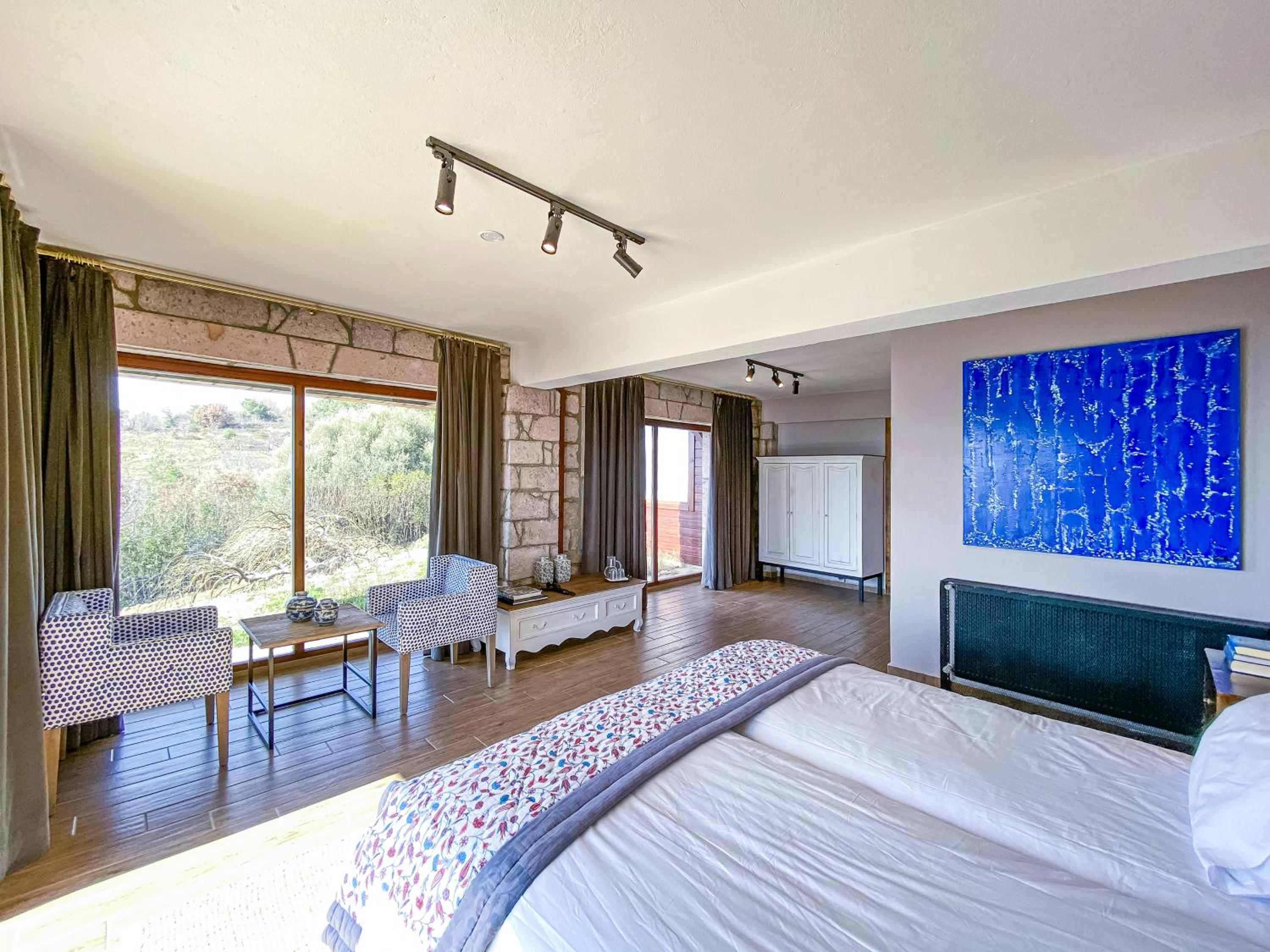 Deluxe Room with Terrace & Sea View  - Photo 5