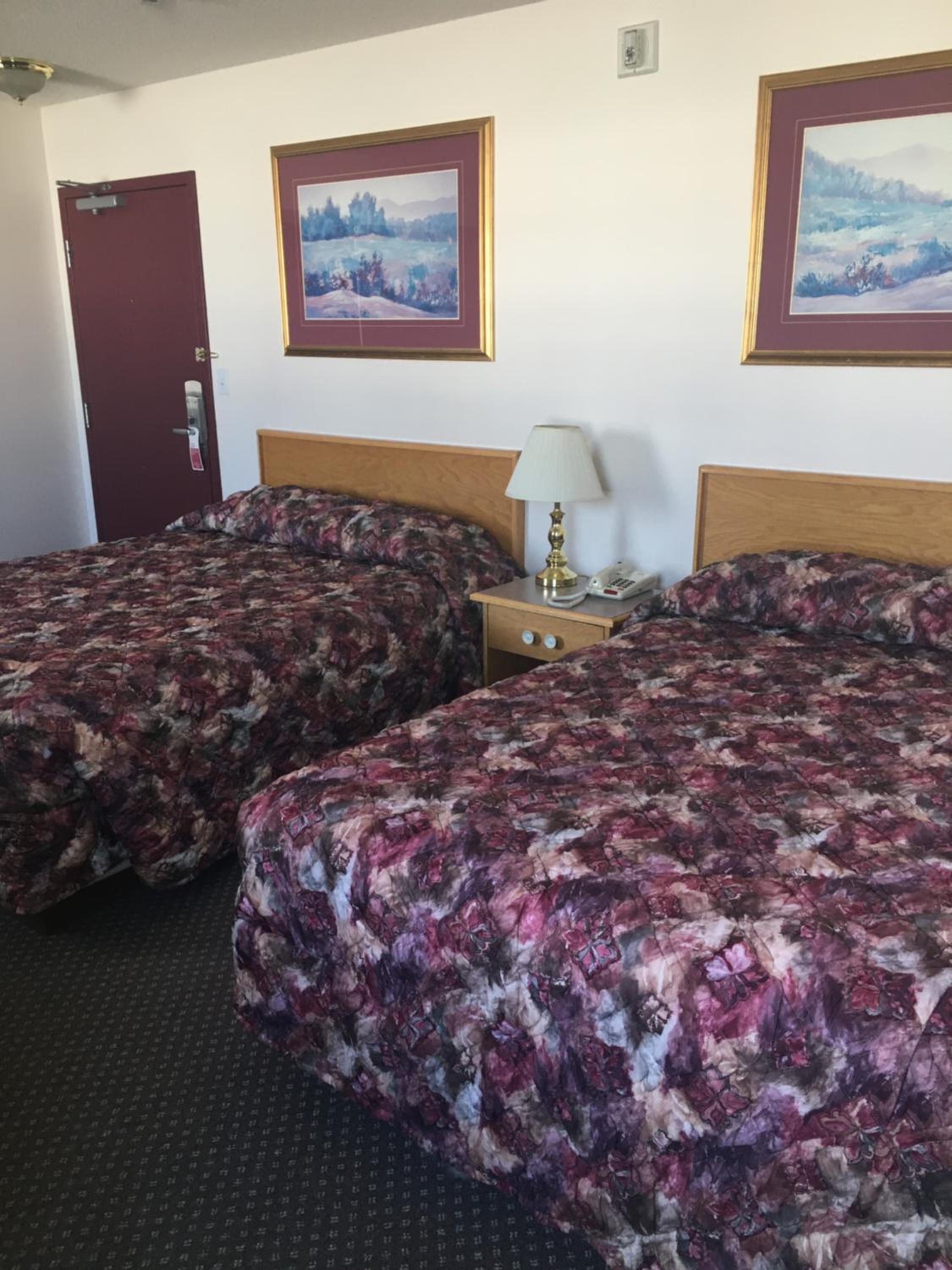 Deluxe Double Room with Shower photo 3