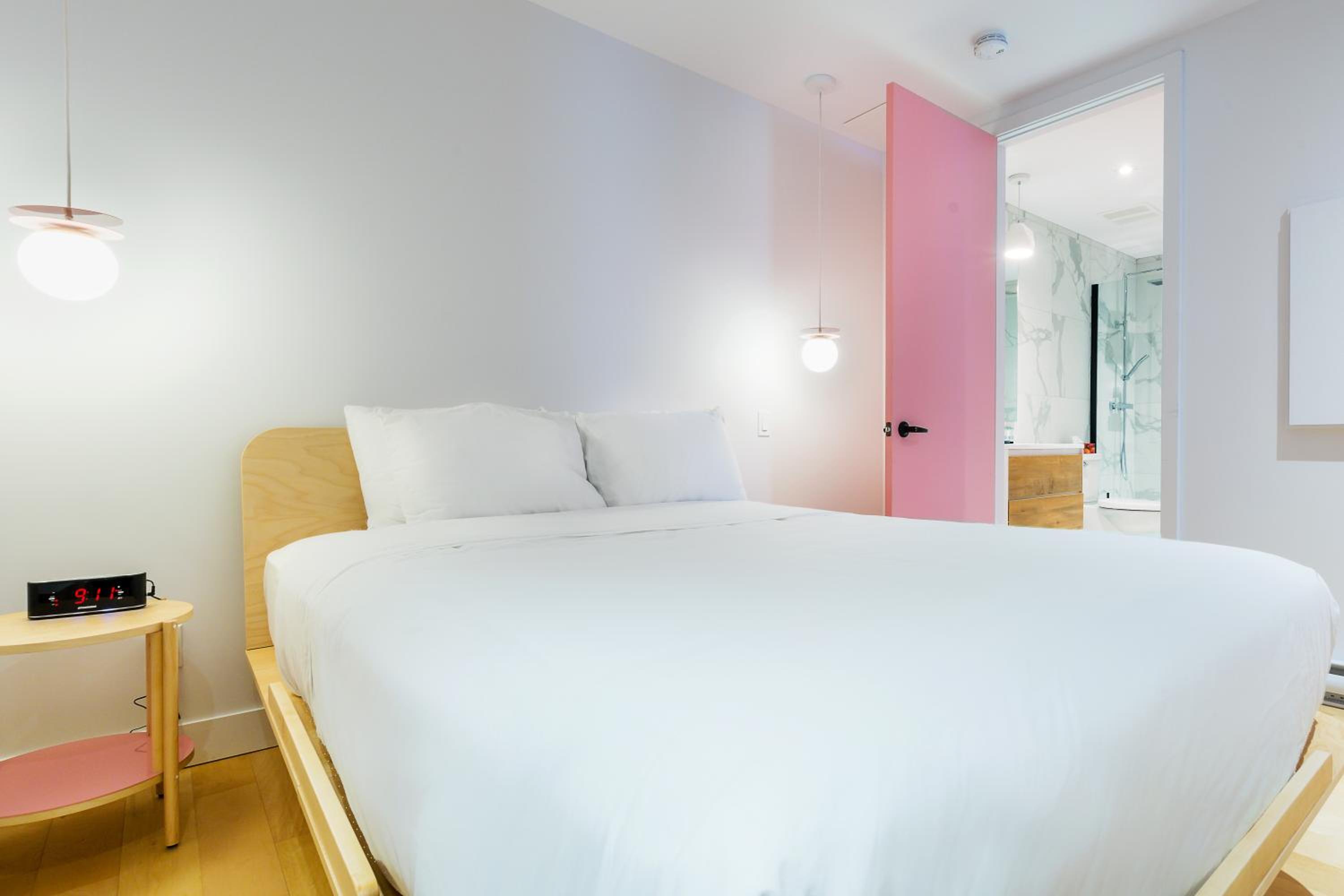 Two-Bedroom Apartment SR101 thumbnail 5