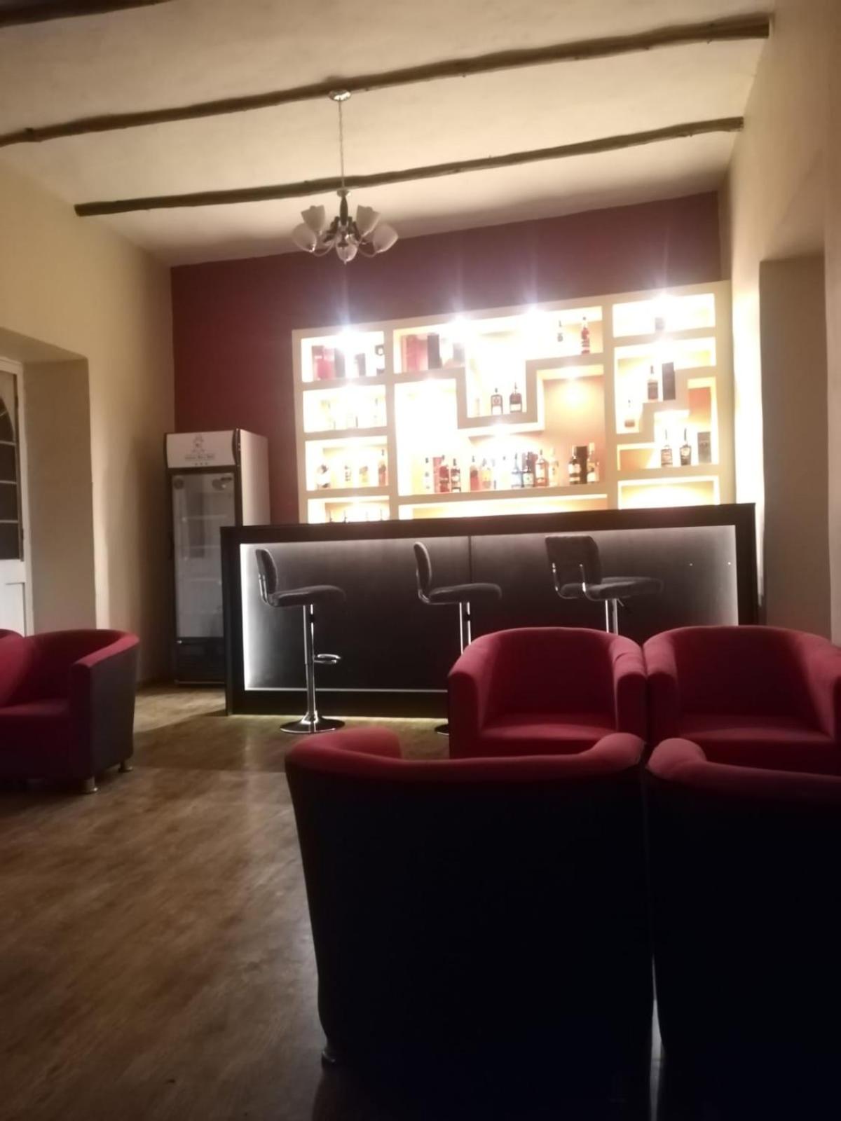Family Room photo 2