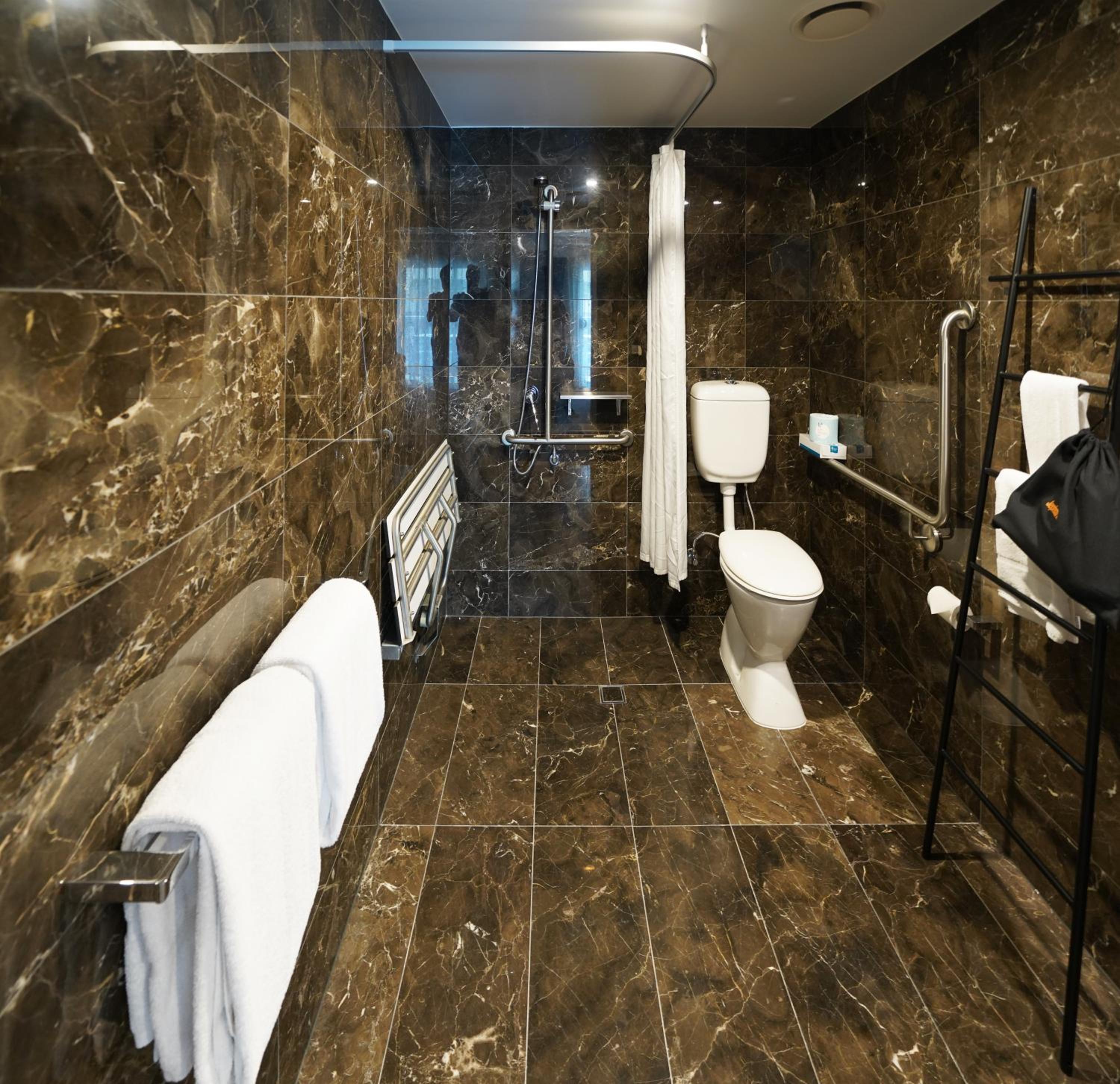 Double Room - Disability Access - Photo 3