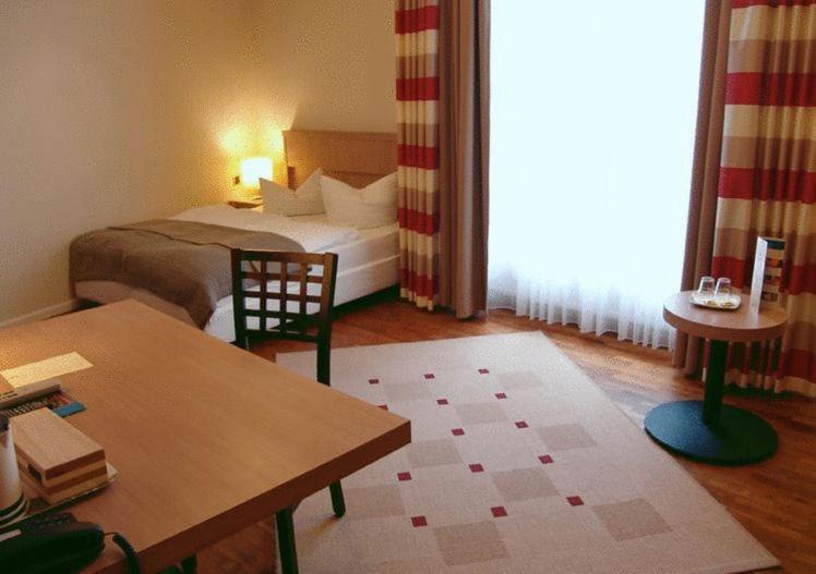 Apartment - Photo 8