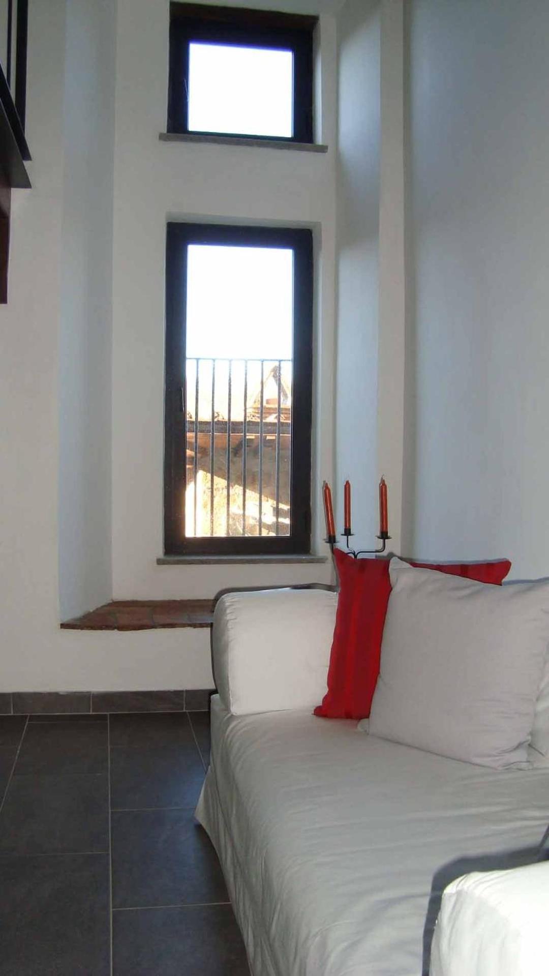 Maisonette photo 1
