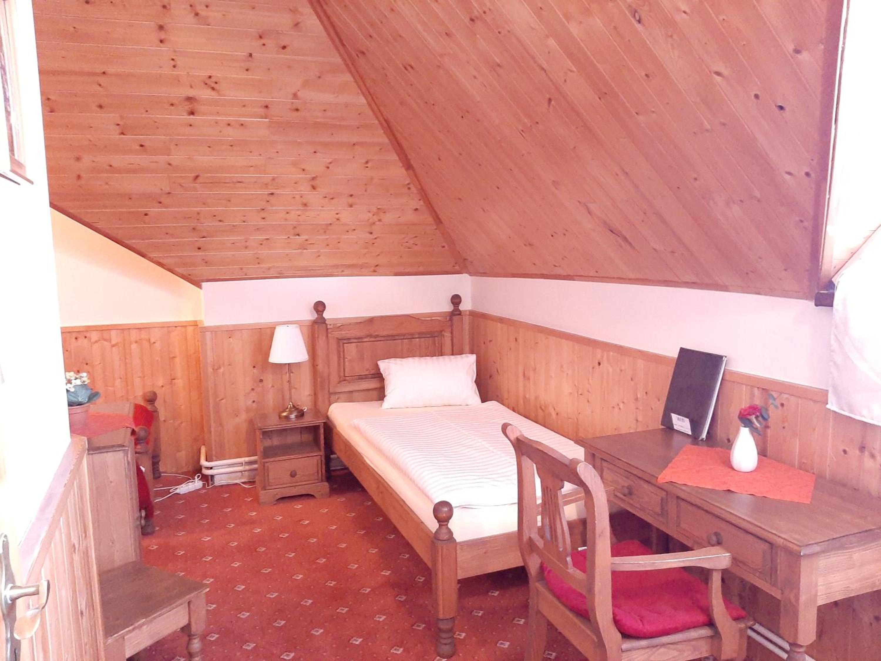 Twin Room with Bathroom photo 3