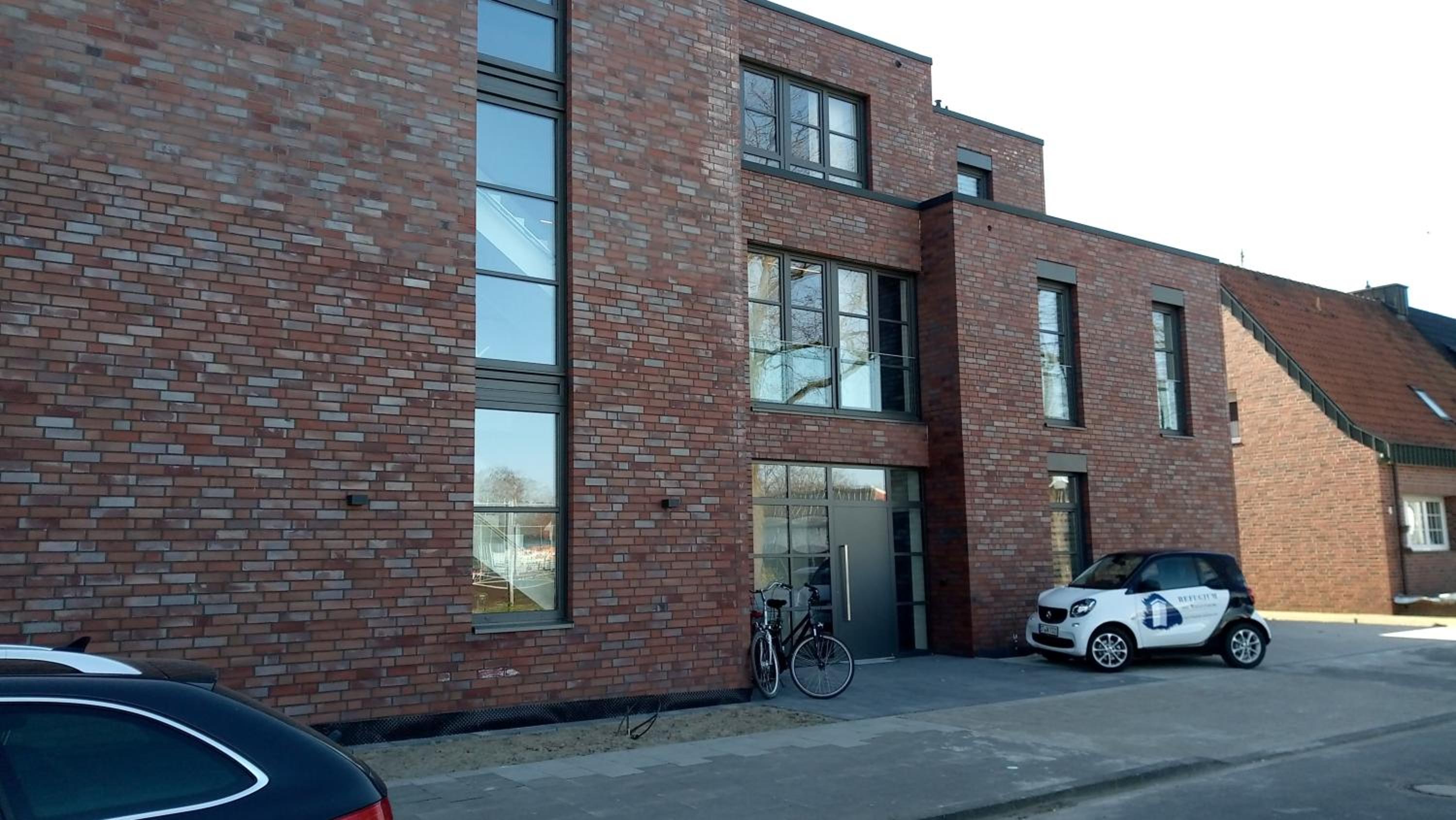 Apartment with Terrace photo 3