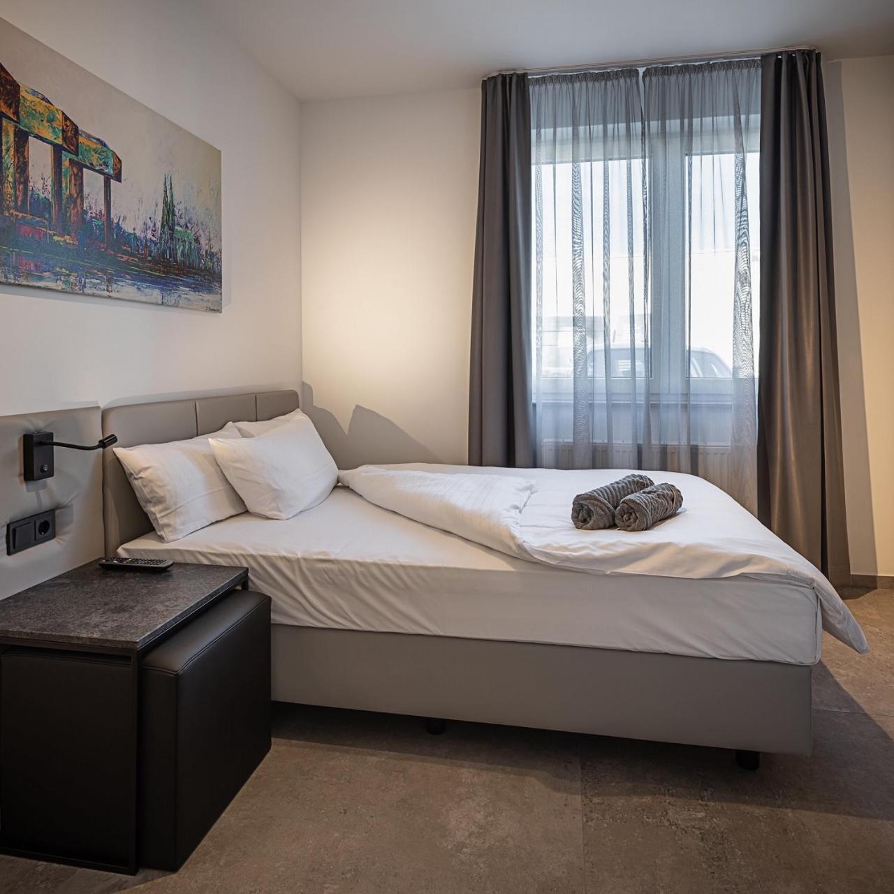 Double Room - Photo 3
