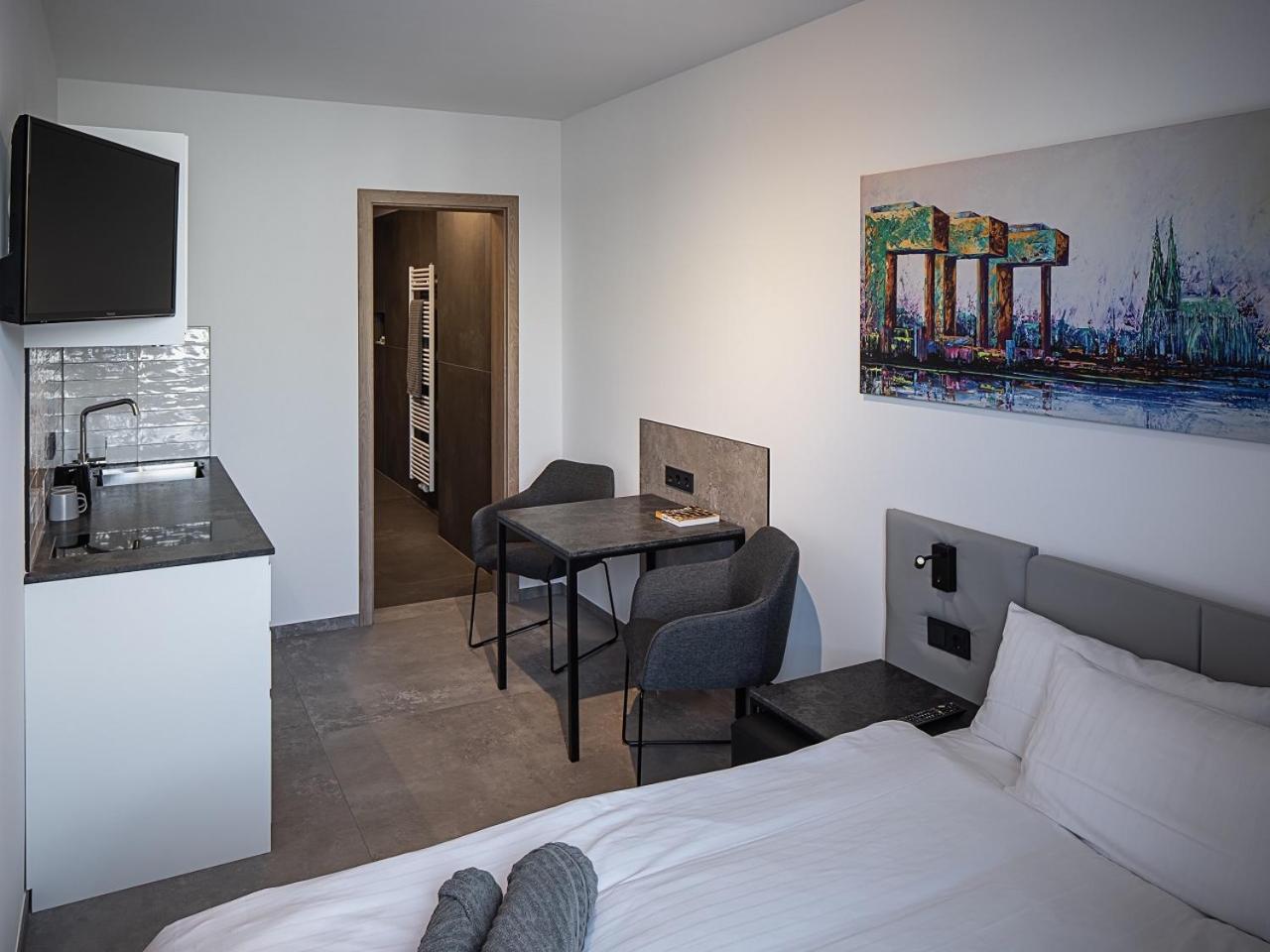 Double Room - Photo 2