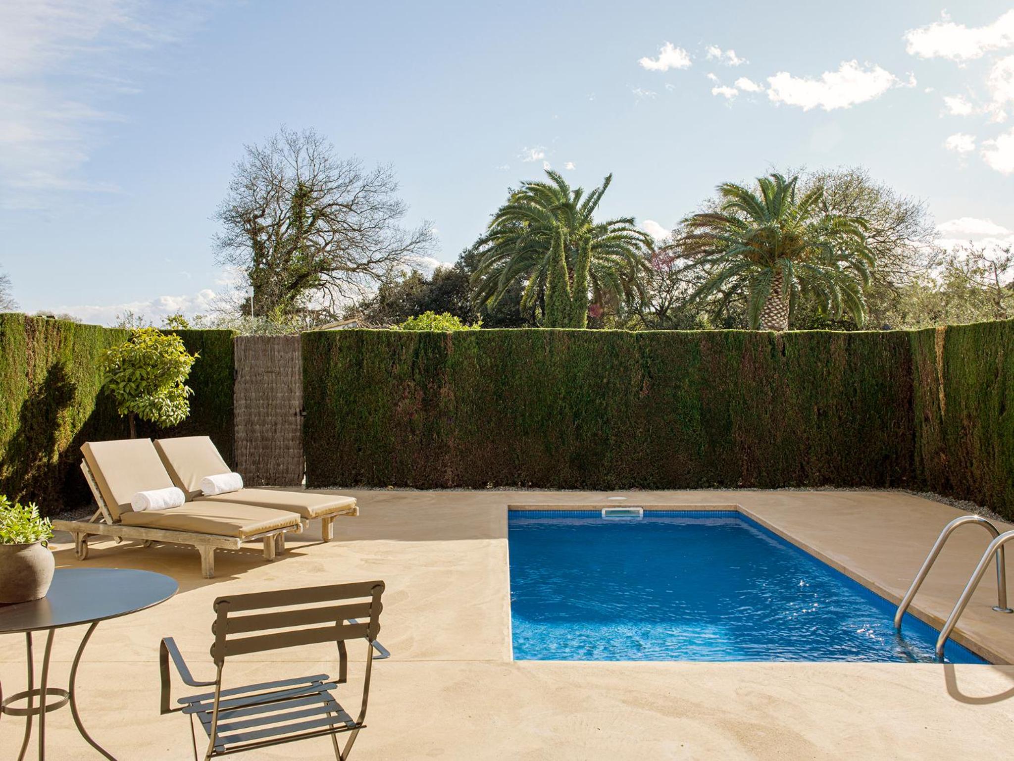 Suite with Private Pool - Photo 7