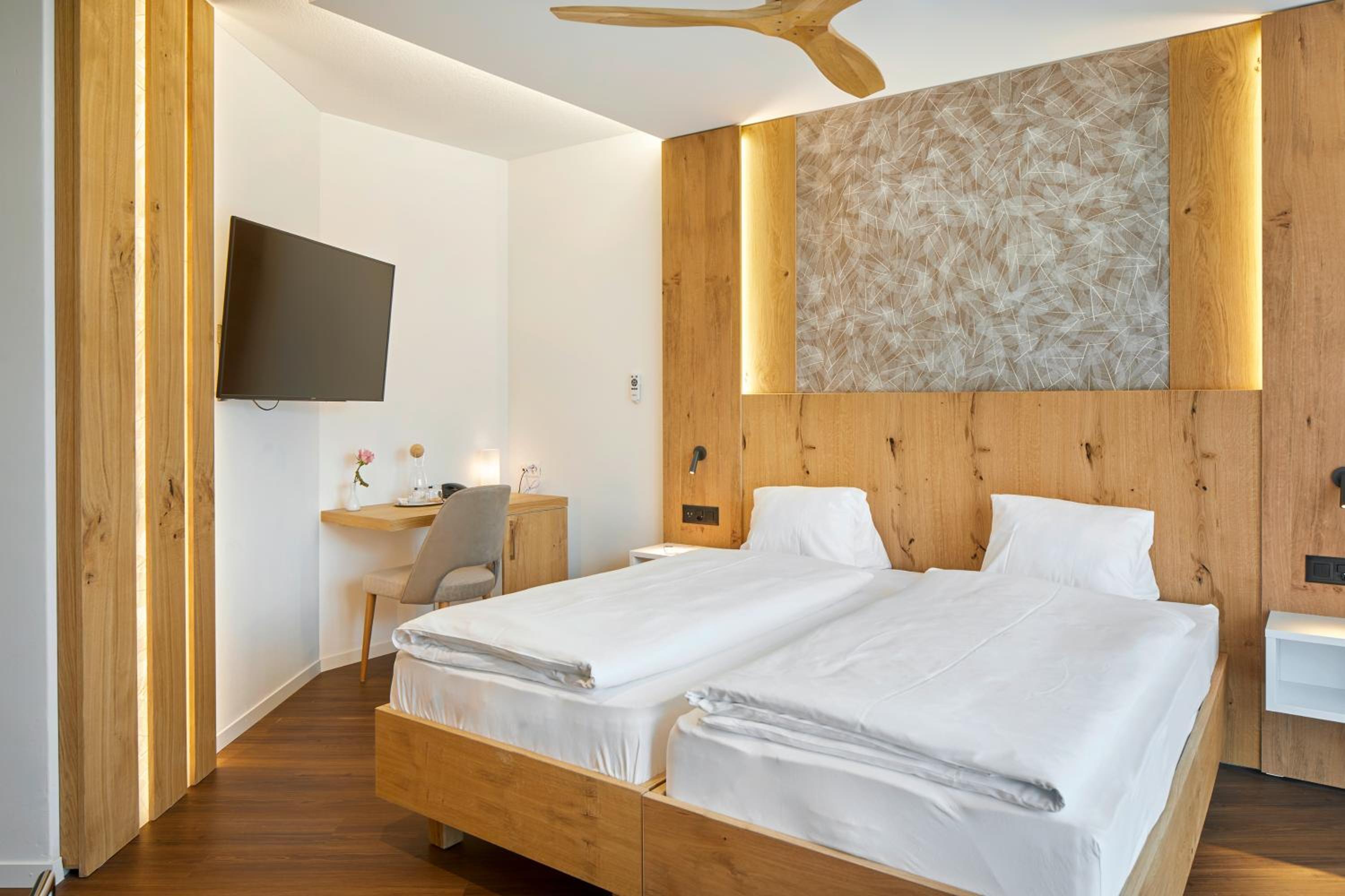 Classic Double Room - Photo 1