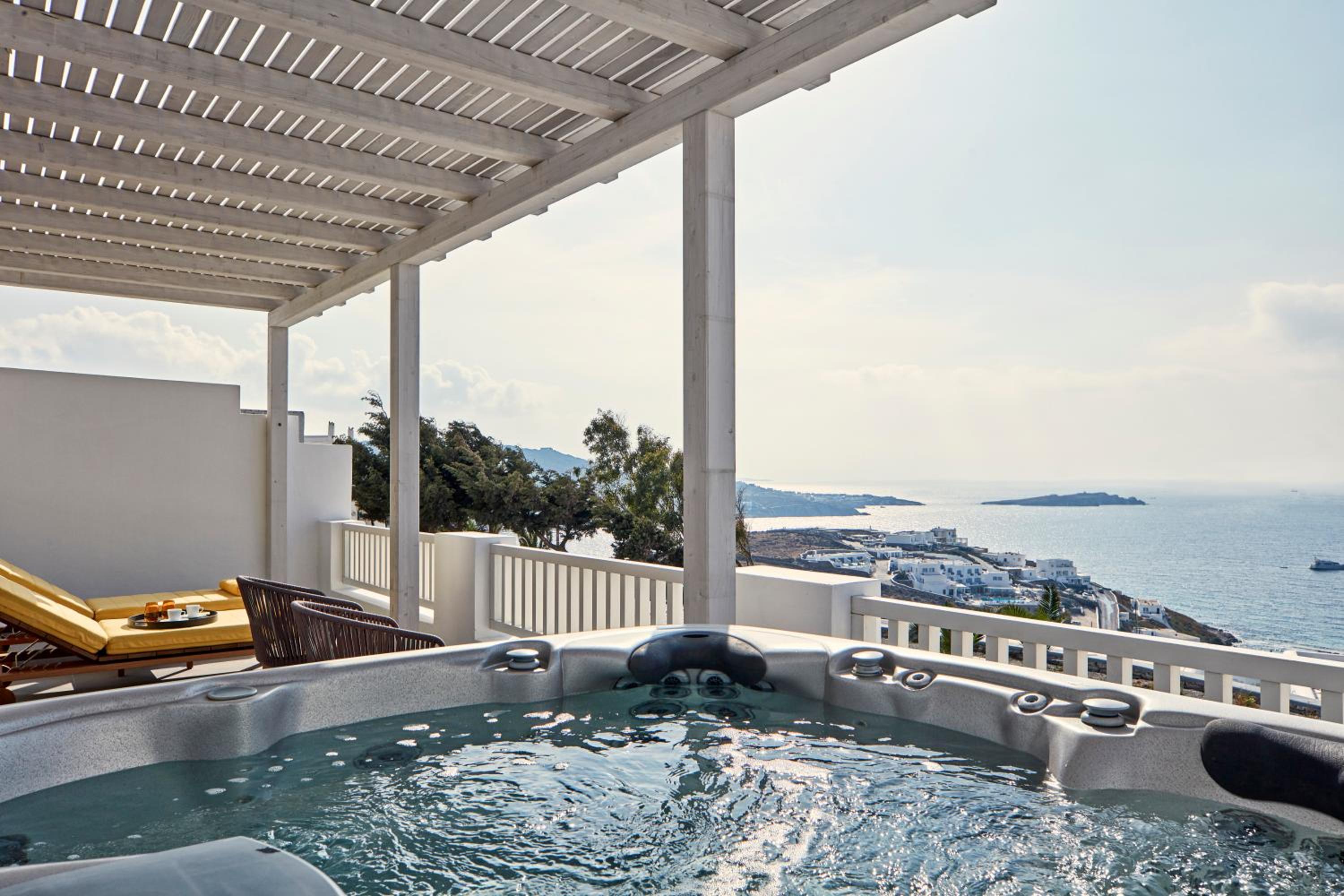 EMAR Junior Suite with Sea View & Outdoor Jacuzzi photo 2