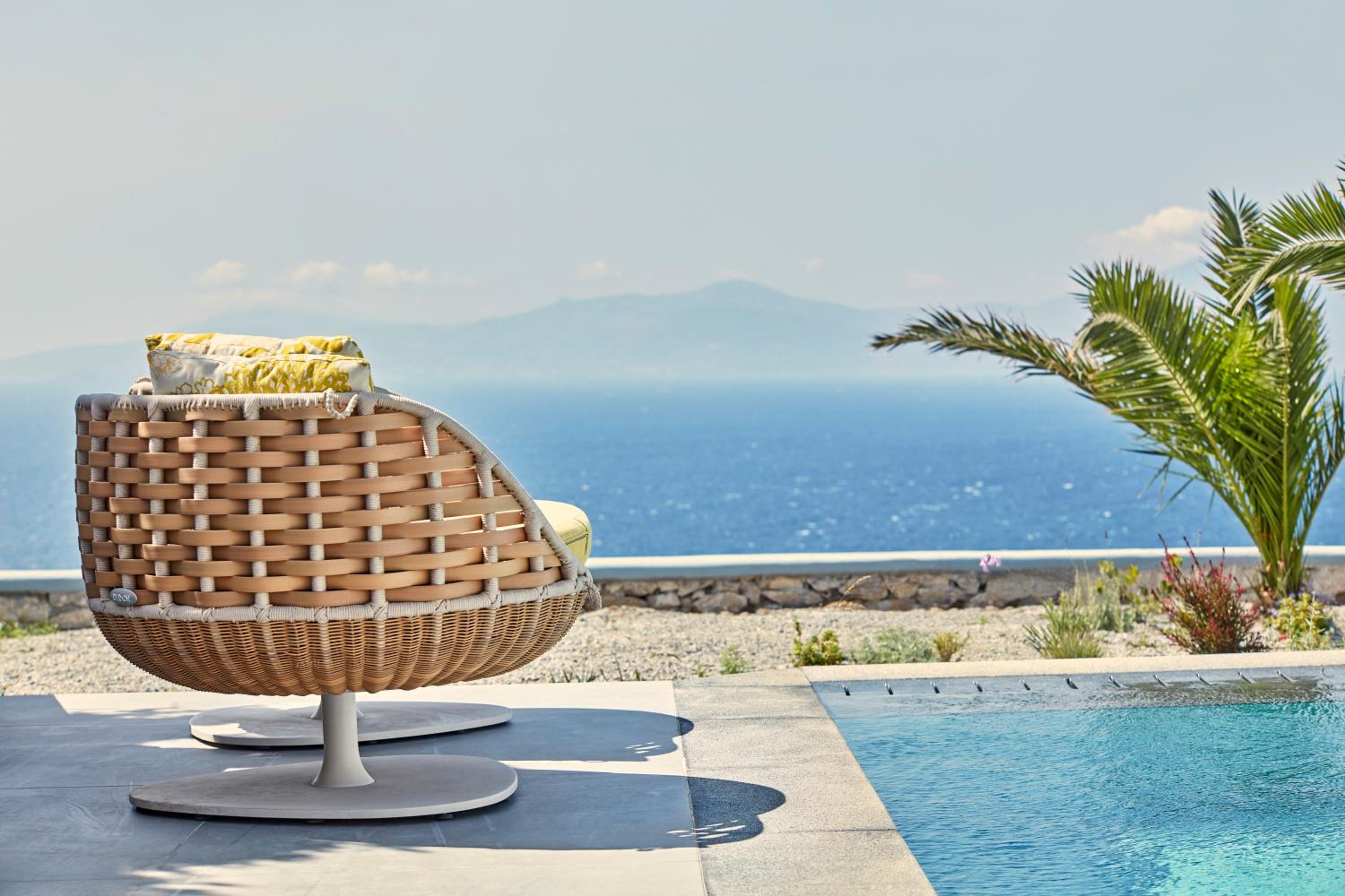 DELOS Junior Suite Sea View with Private Pool & Outdoor Jacuzzi photo 3