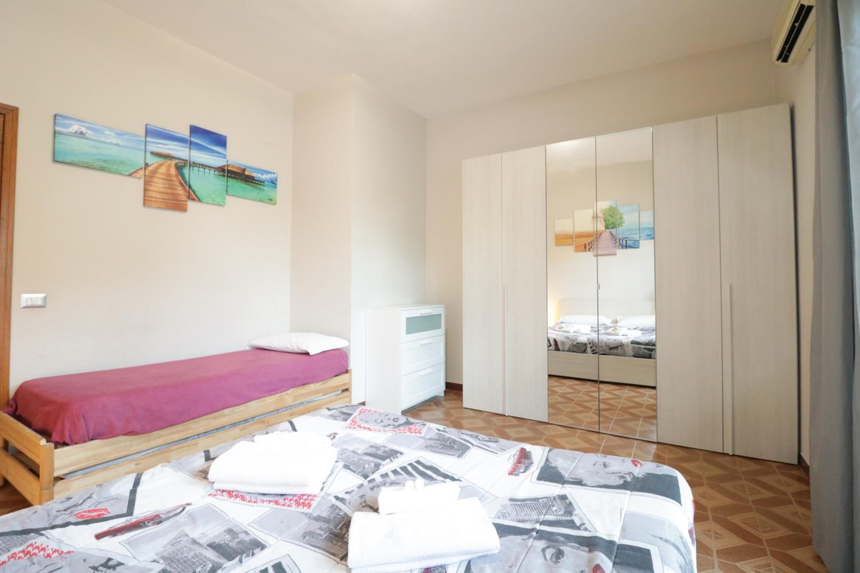 Deluxe Apartment