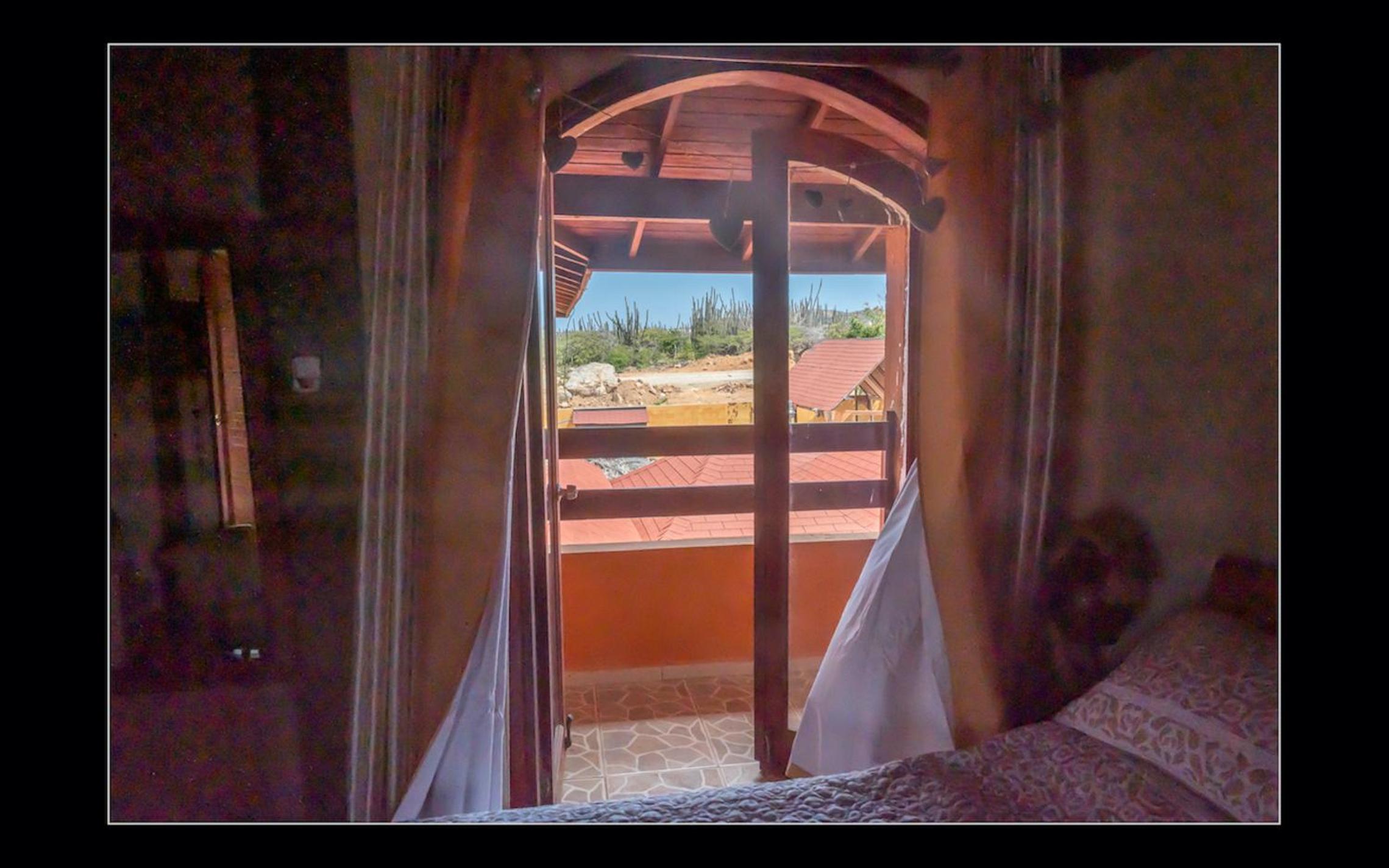 King Room with Balcony photo 2
