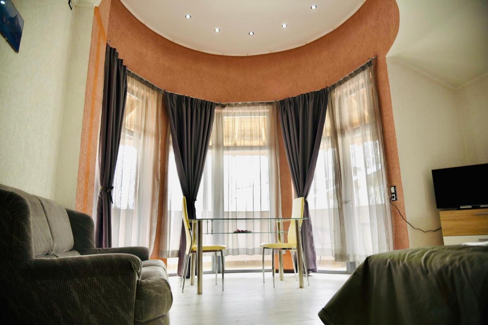 King Room with Spa Bath photo 2