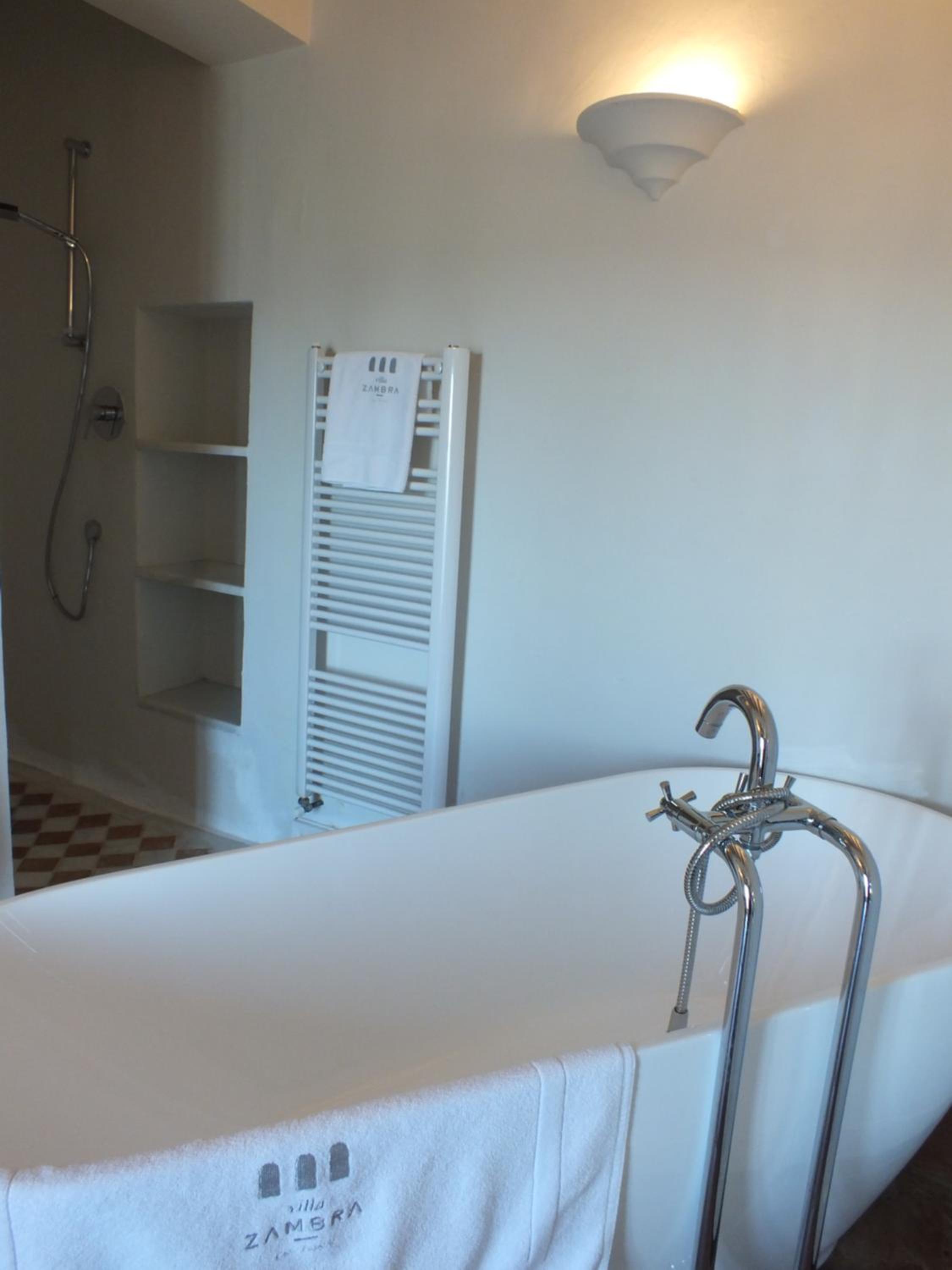 Junior Suite with Terrace and Views of El Tajo photo 2