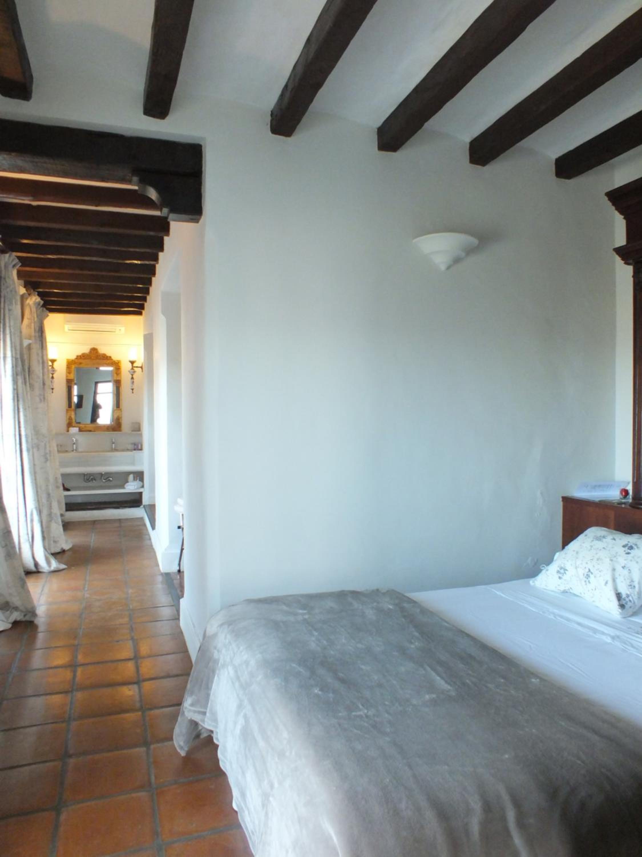 Suite Junior con terraza y vistas al Tajo.