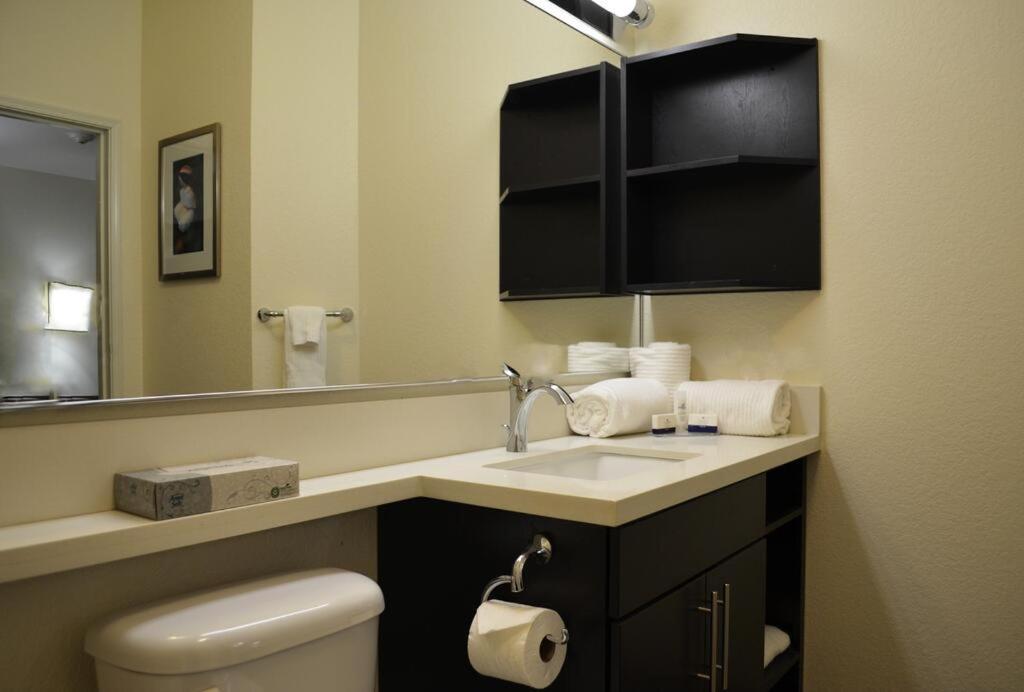 King Studio Suite photo 2