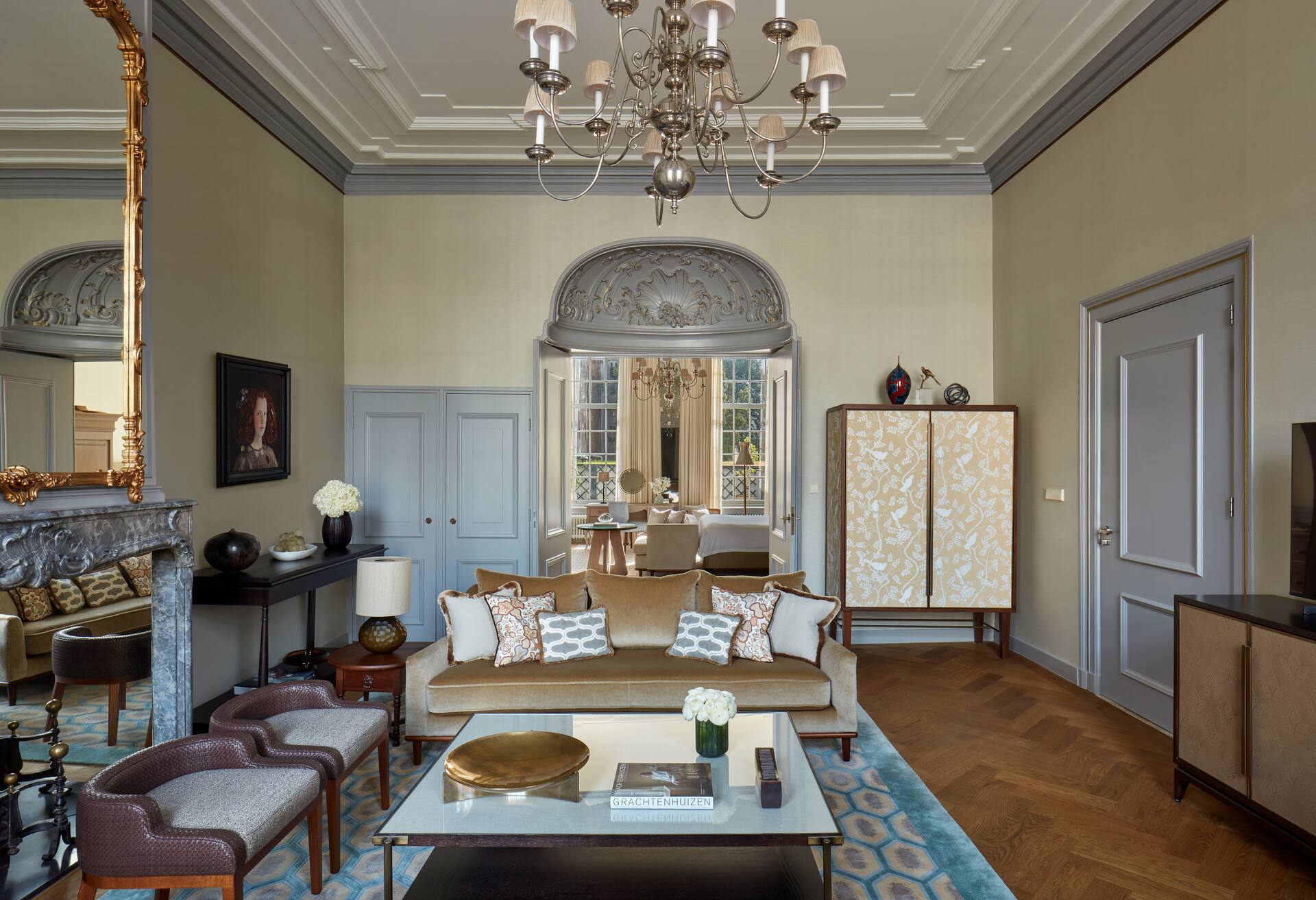 Van Loon Suite