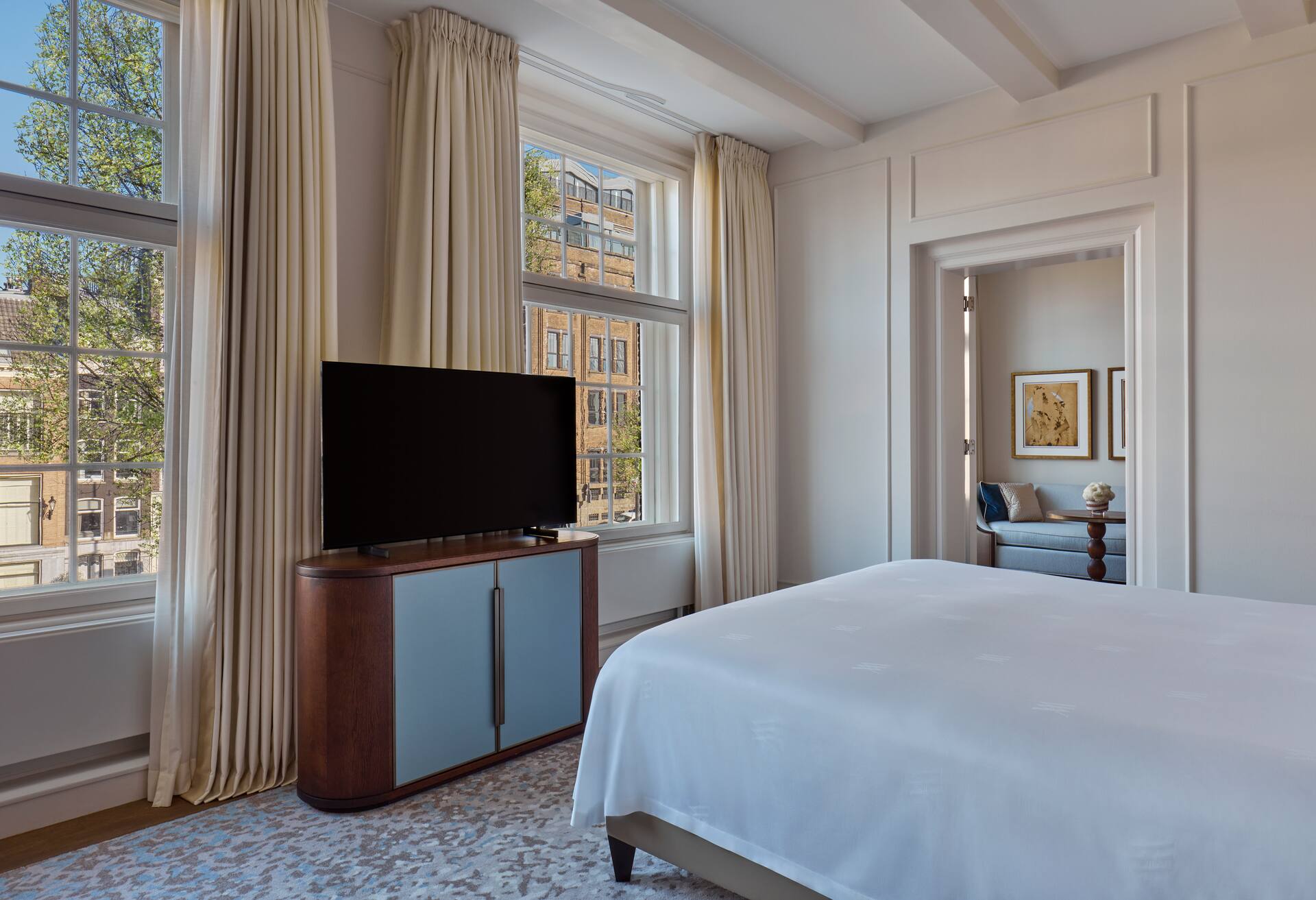 King One Bedroom Suite Canal View