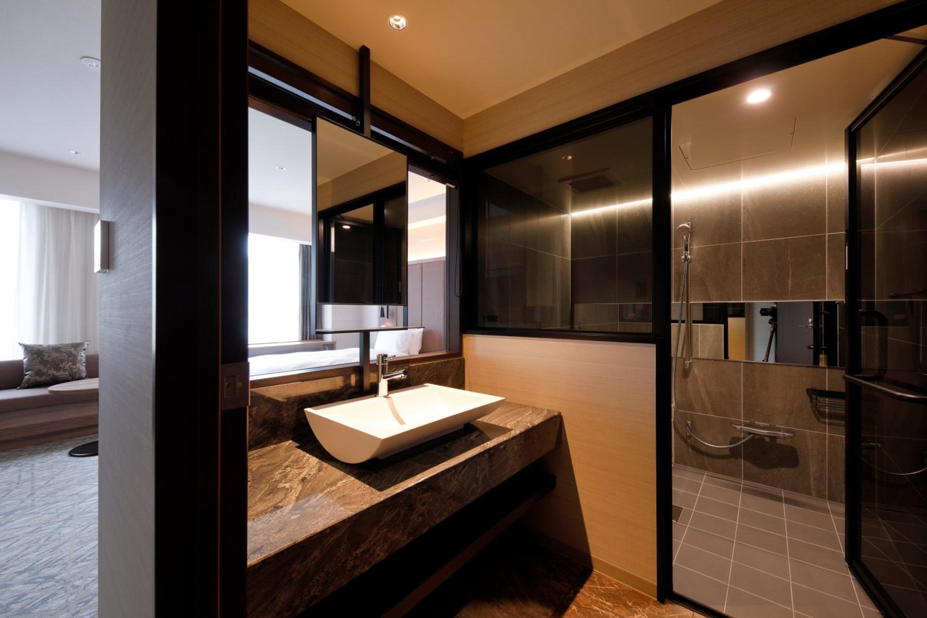 Superior Twin Room - Photo 4