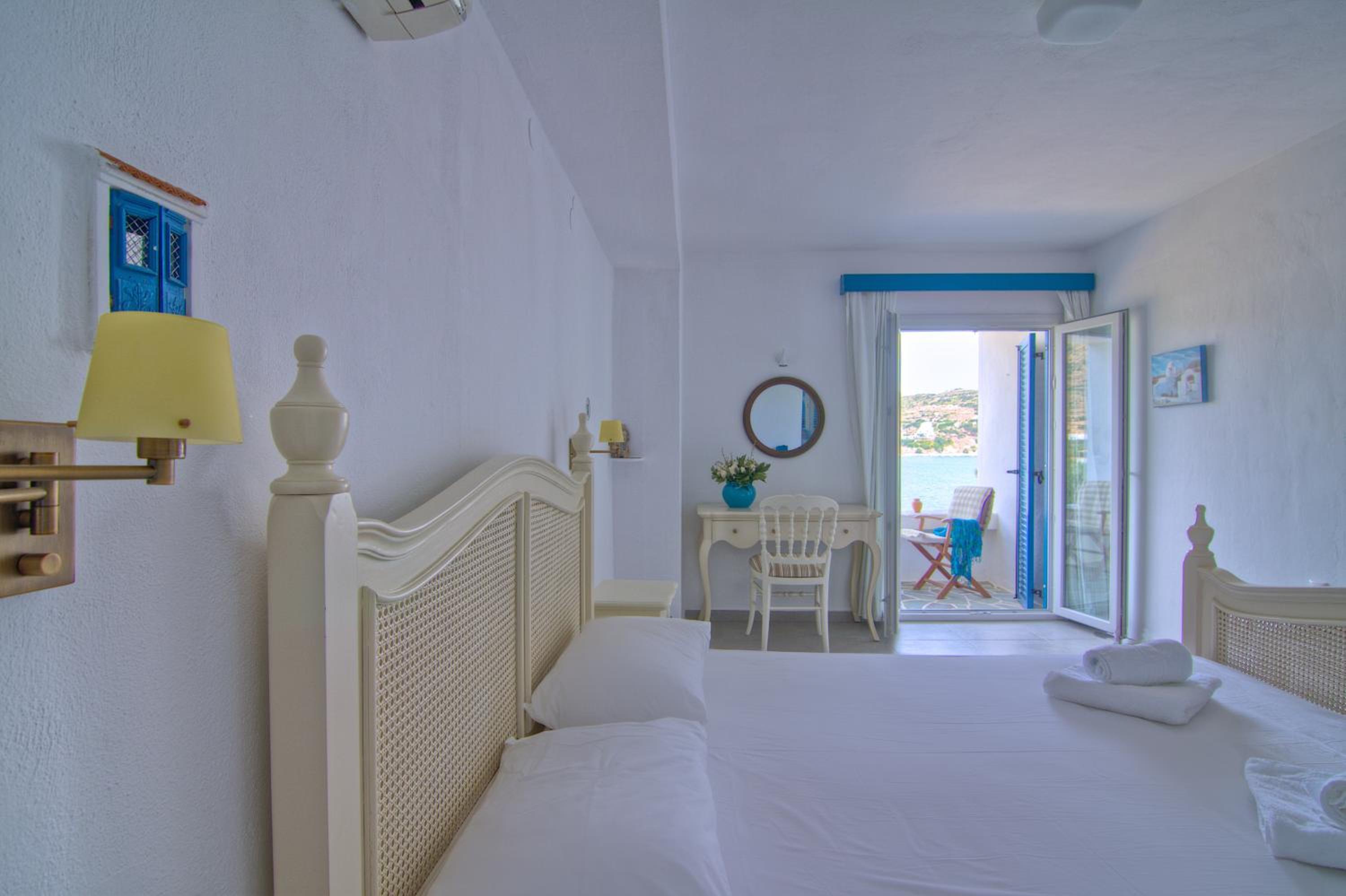 Triple Room with Sea View photo 3