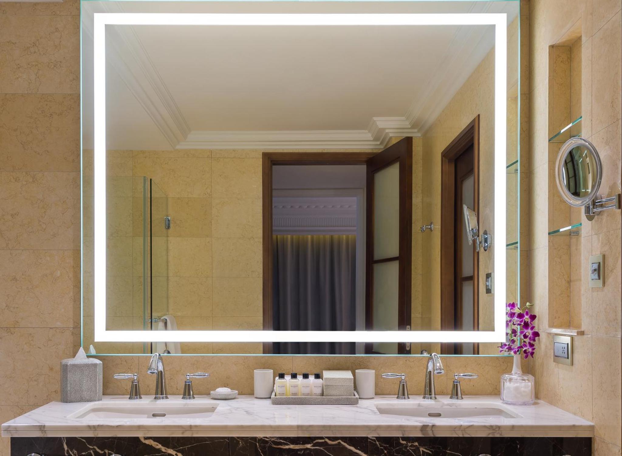 Palladian Suite photo 2