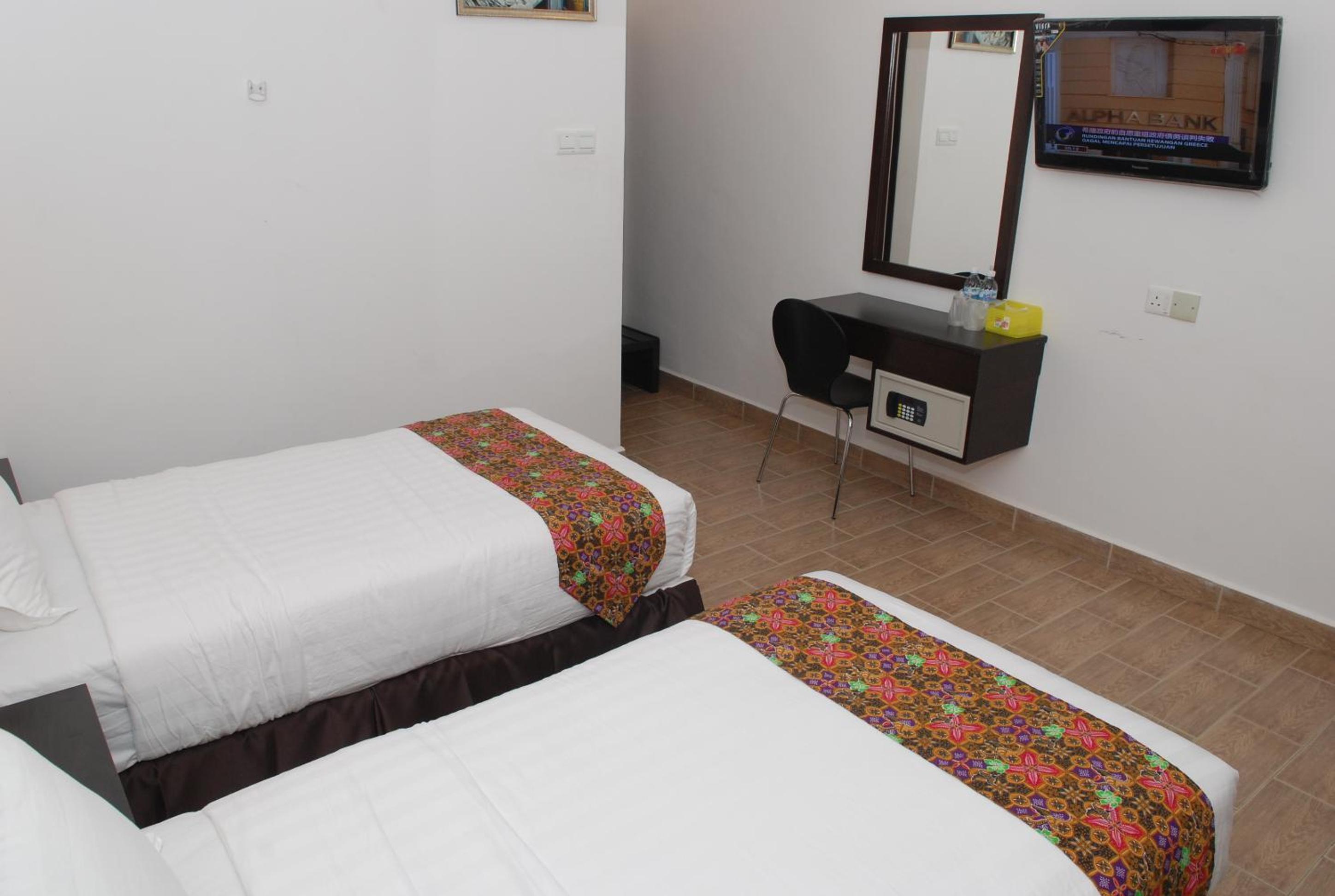 Standard Twin Room photo 3