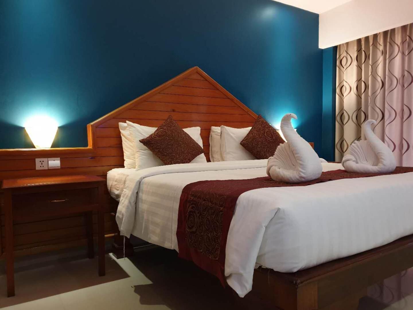 Superior King Room - Photo 2