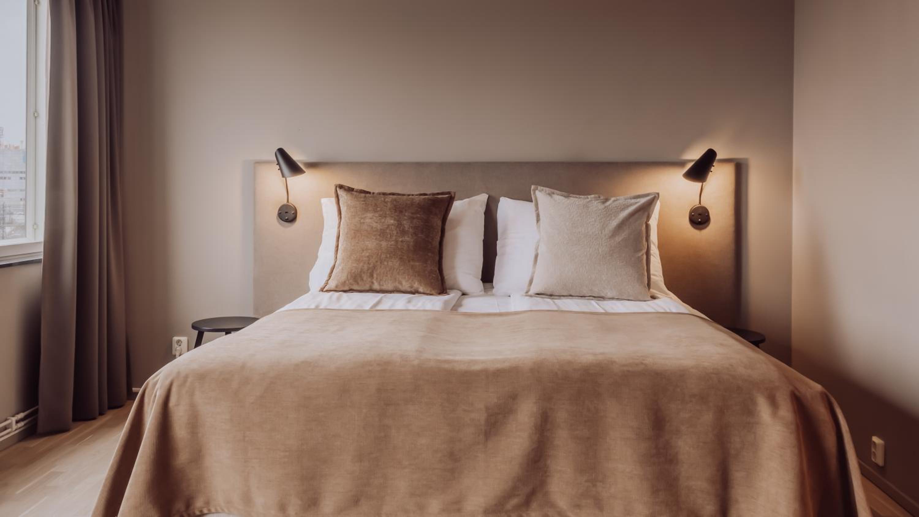Standard Twin Room - Photo 1