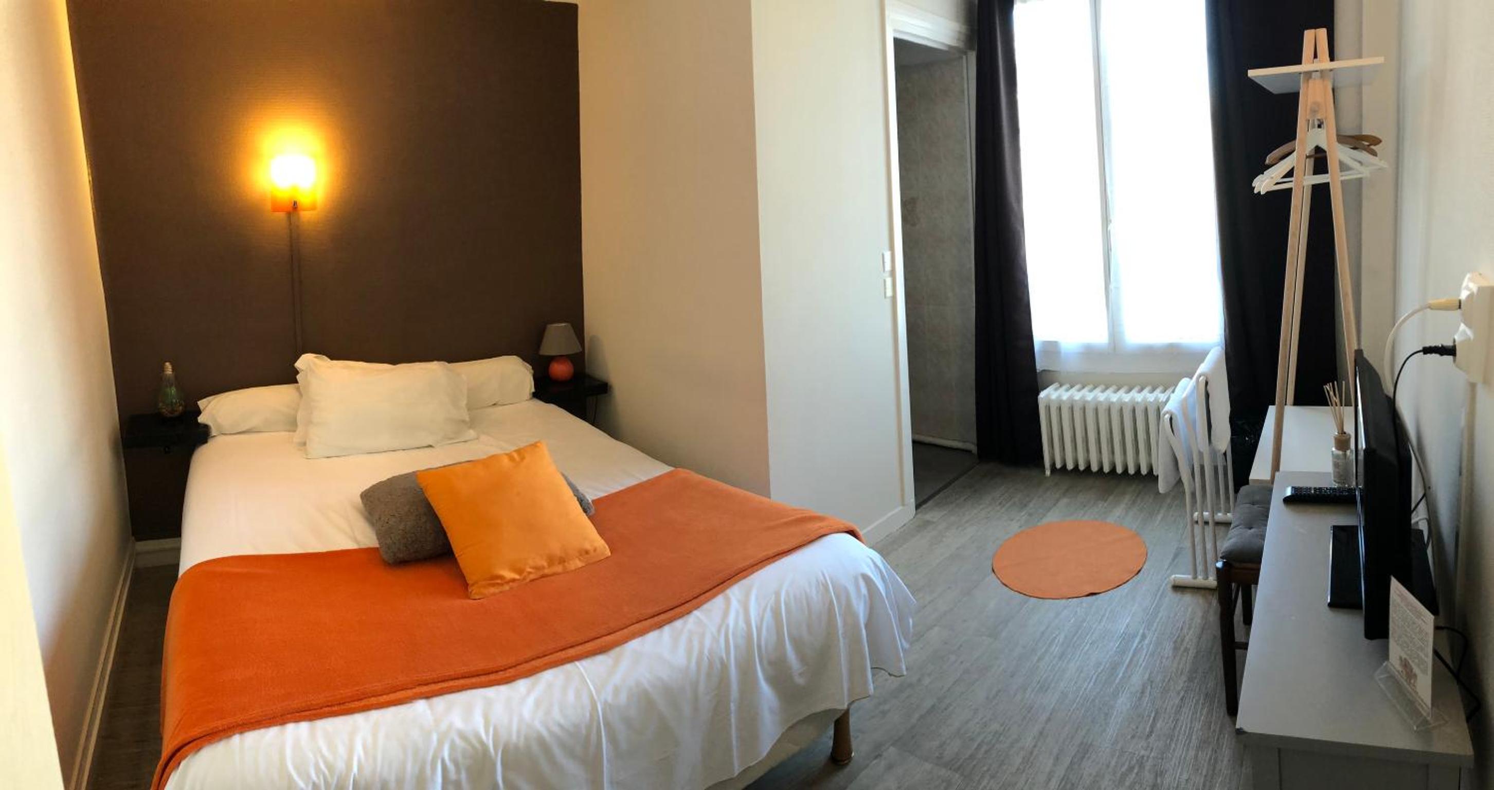 Double Room with Shared Toilet photo 1