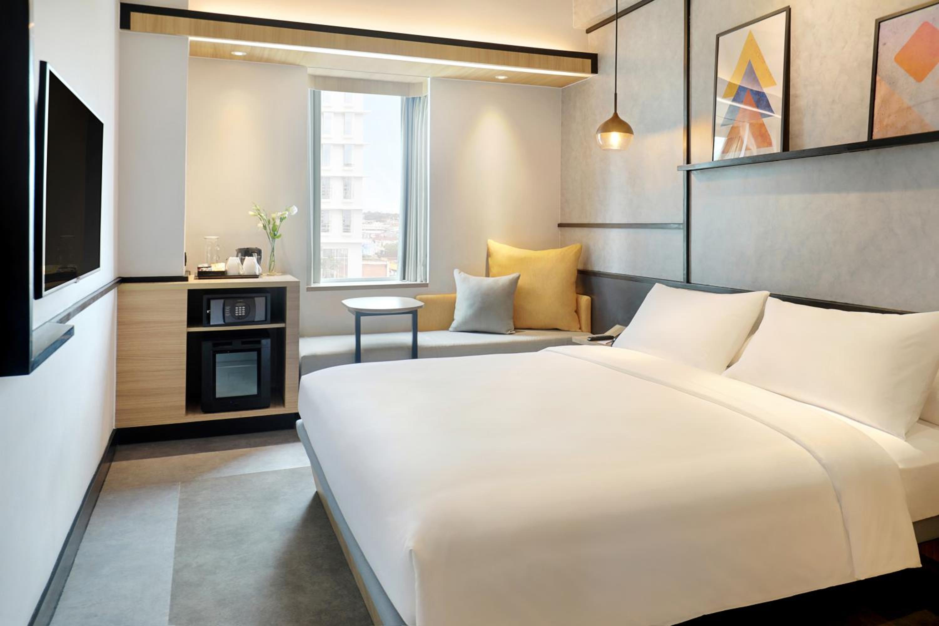 Standard King Room - Photo 1